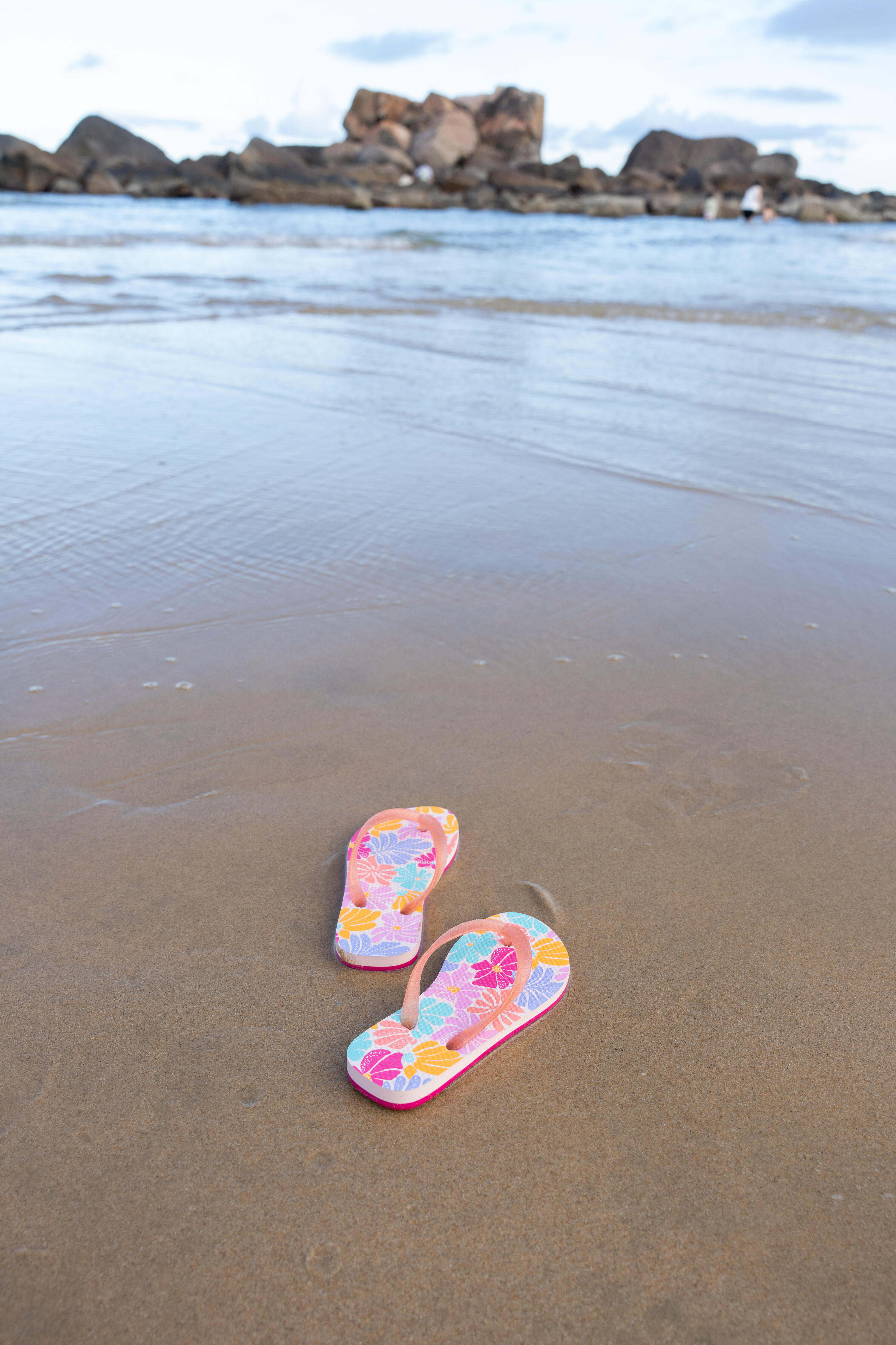 Kinder-Flip-Flops 500 Flowy rosa 7/8