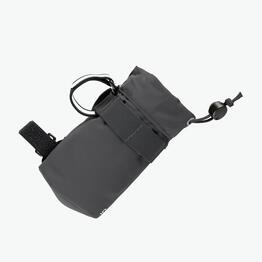 Porte-bidon de cintre de vélo en textile.