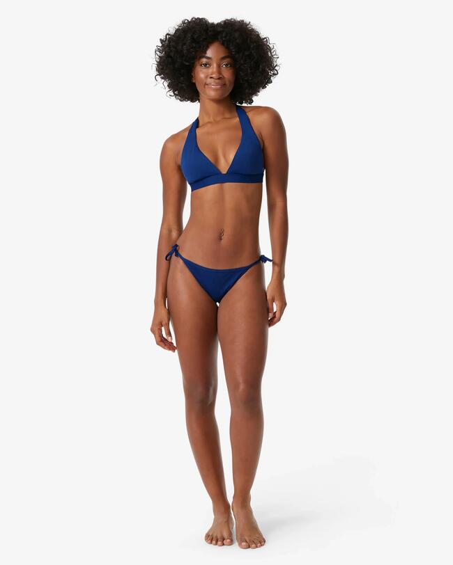 Quelle taille porte la mannequin ?
