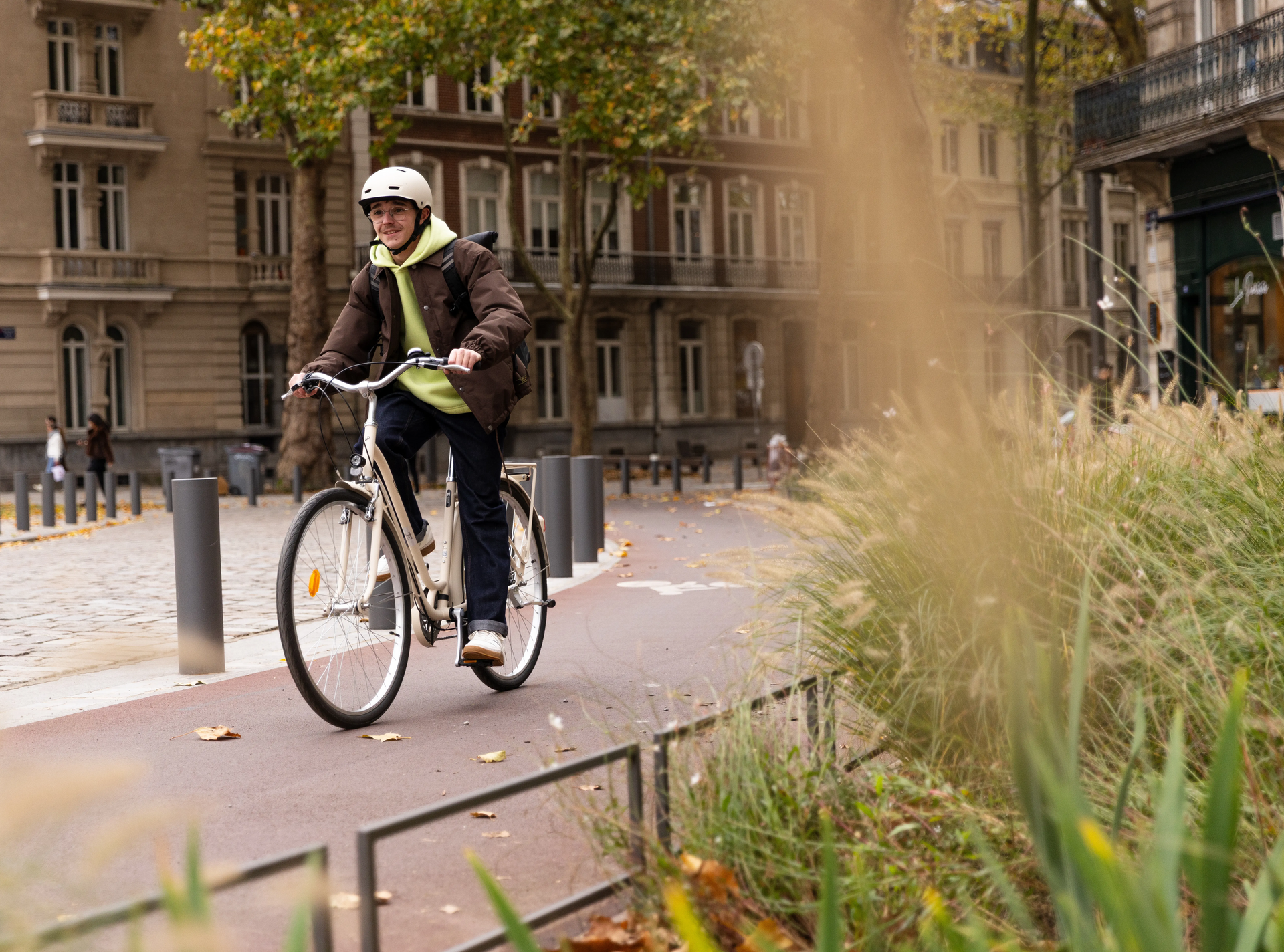 Decathlon hybrid bike