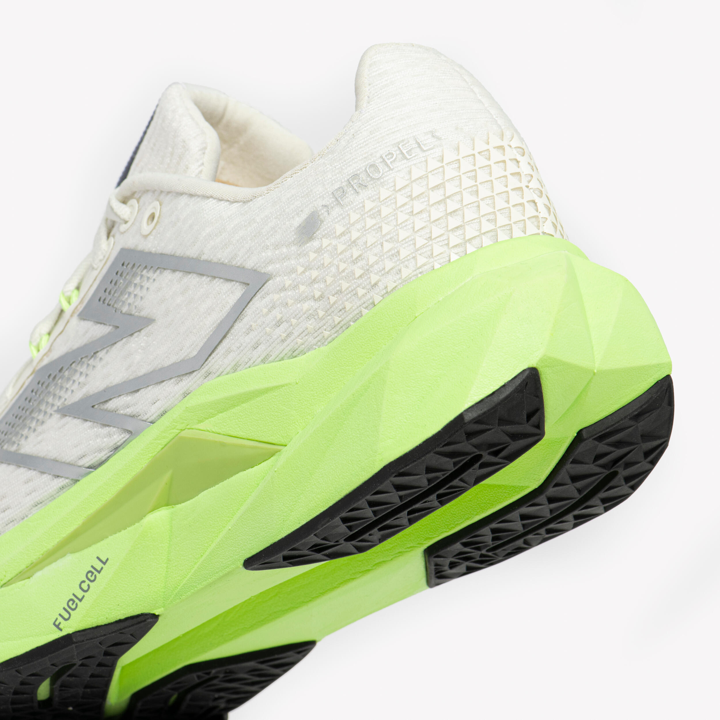 Chaussure de running Femme New Balance, Fuelcell Propel V5 blanc 6/6