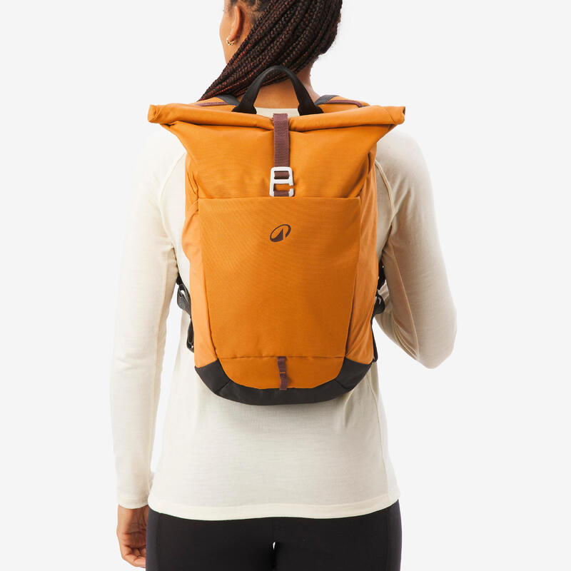 Turistický batoh Escape 500 Rolltop 16+4L