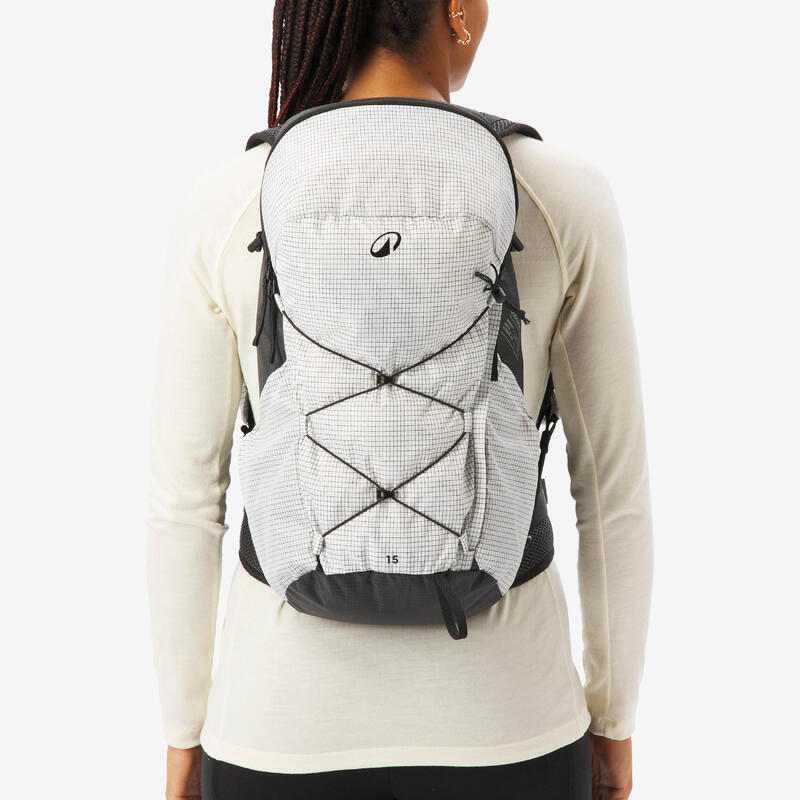 Turistický batoh MH 500 Light 15 l
