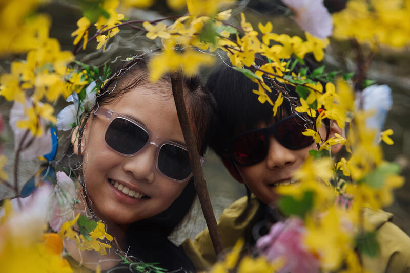 CUM SĂ ALEGI ETUIUL PENTRU OCHELARII DE SOARE?