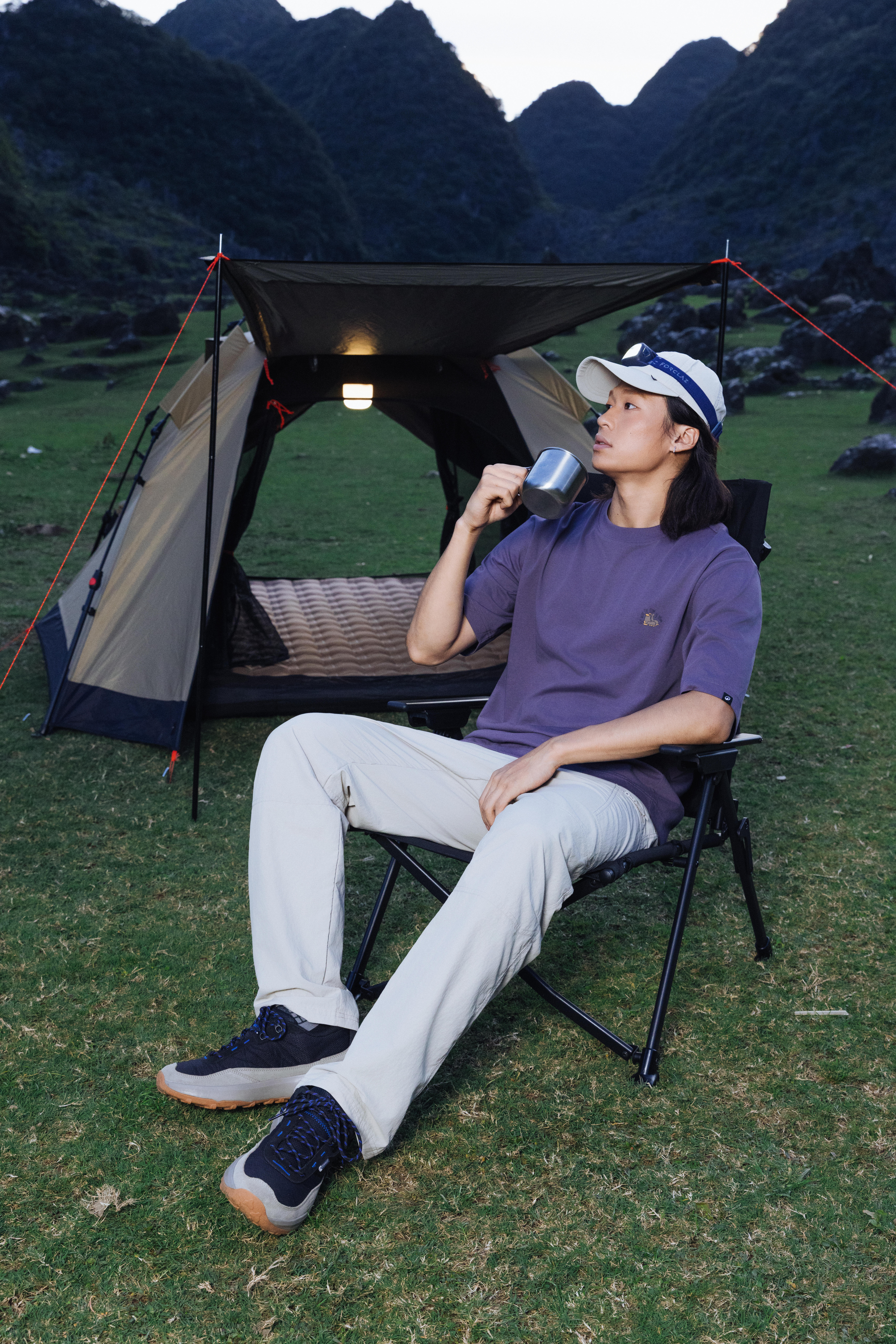 QUECHUA (ケシュア) キャンプ アームチェア リクライニング コンパクト