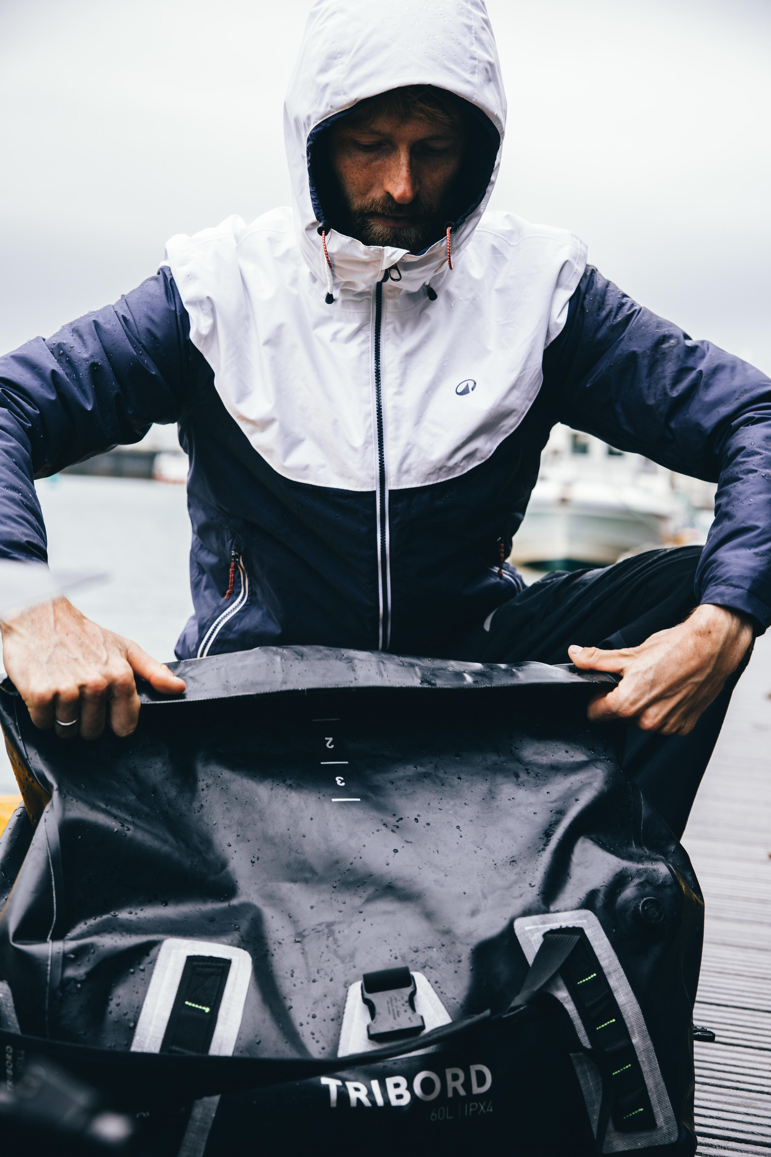 Segeljacke warm wasserdicht Herren – Sailing 100, Blau und Weiss 12/16