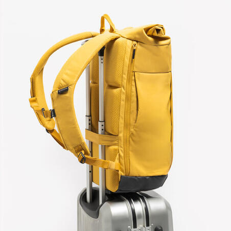 Рюкзак Escape 500 Rolltop для туризму 23 л жовтий