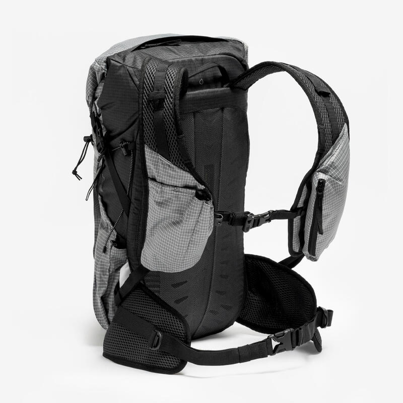 Rucsac Drumeție la Munte MH500 LIGHT 22L Gri