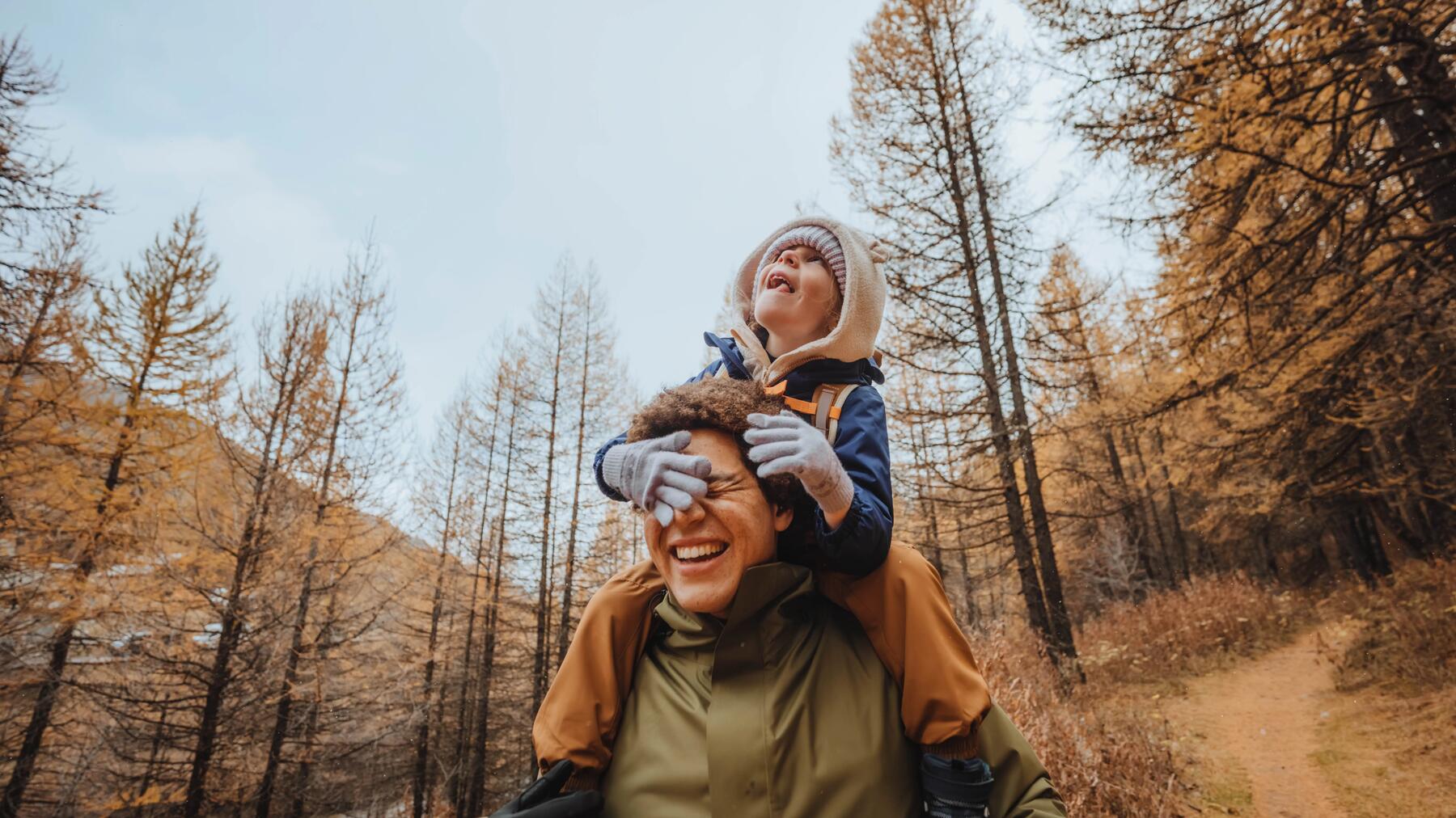 two women mountain hiking with fog 