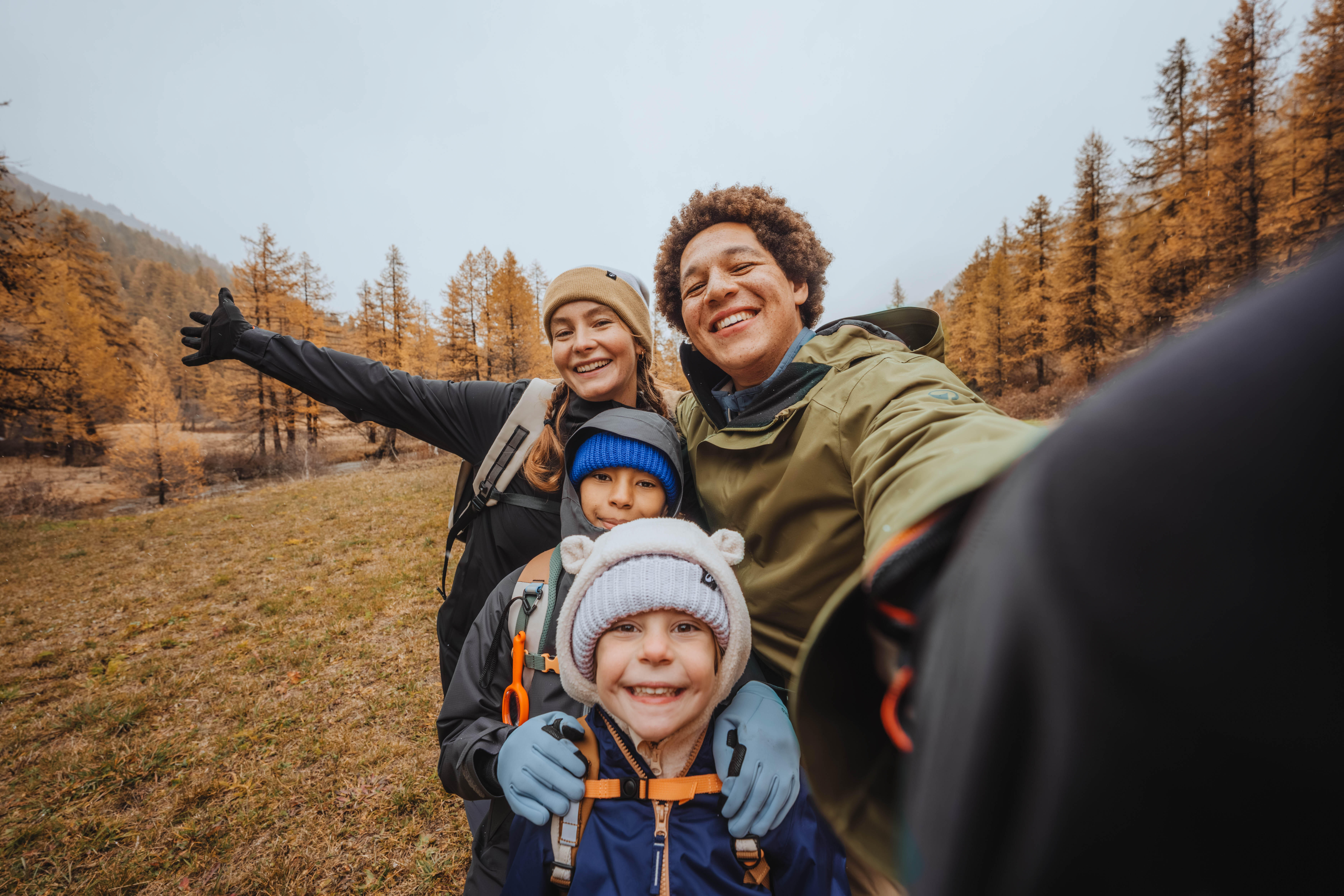 Kids’ Waterproof Hiking Jacket, MH 500 Age 2–6 - QUECHUA