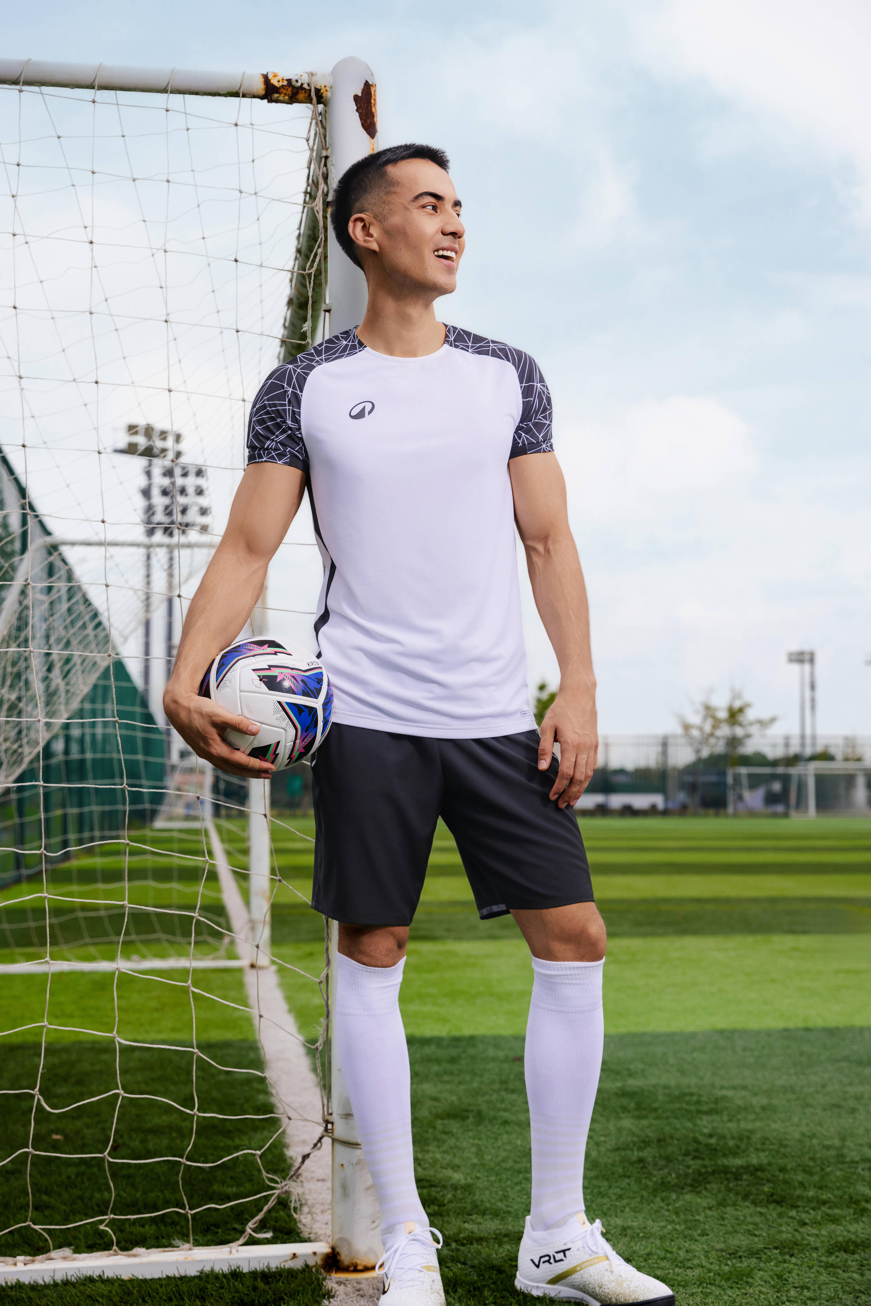 Thermobonded Size 5 FIFA Quality Football Match Ball -  5