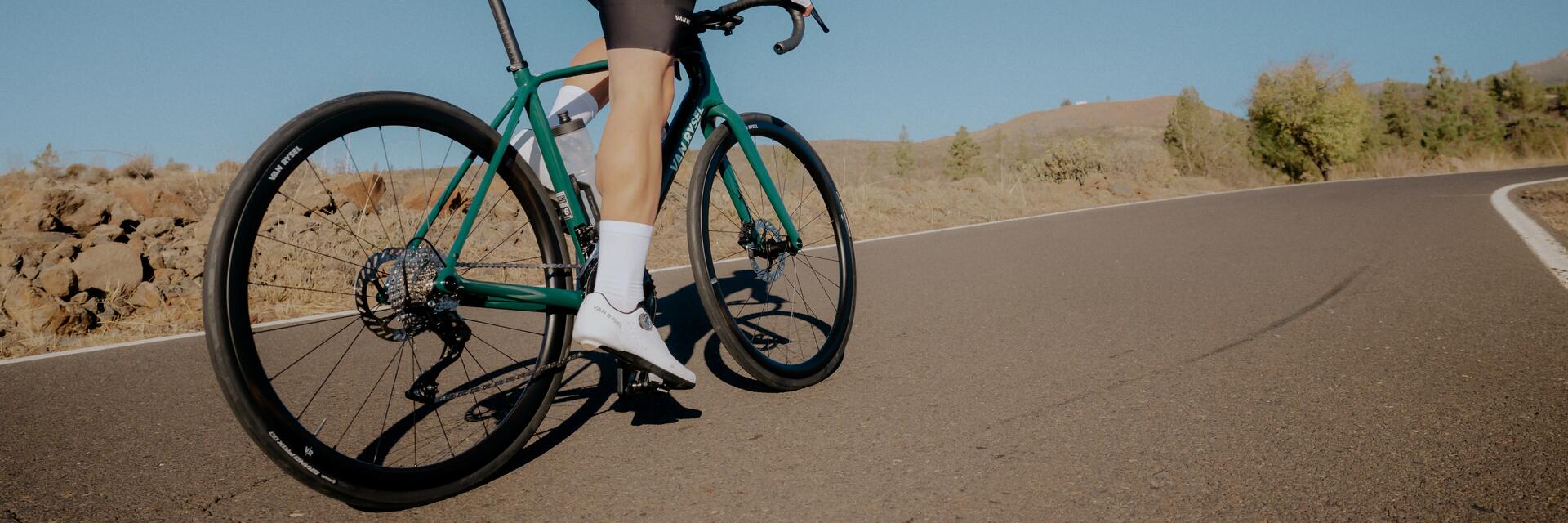 sphere media background sample