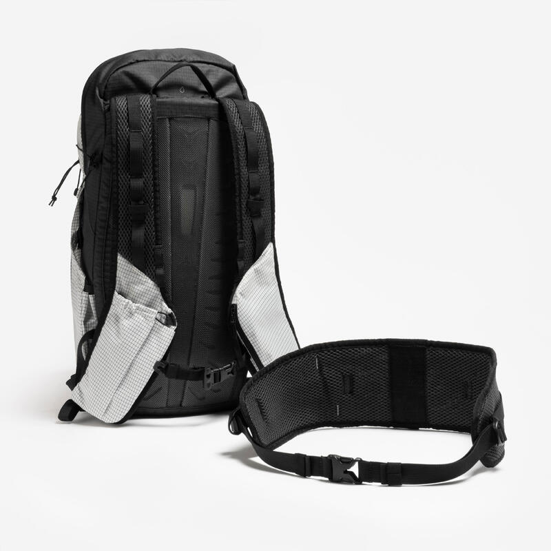 Turistický batoh MH 500 Light 15 l