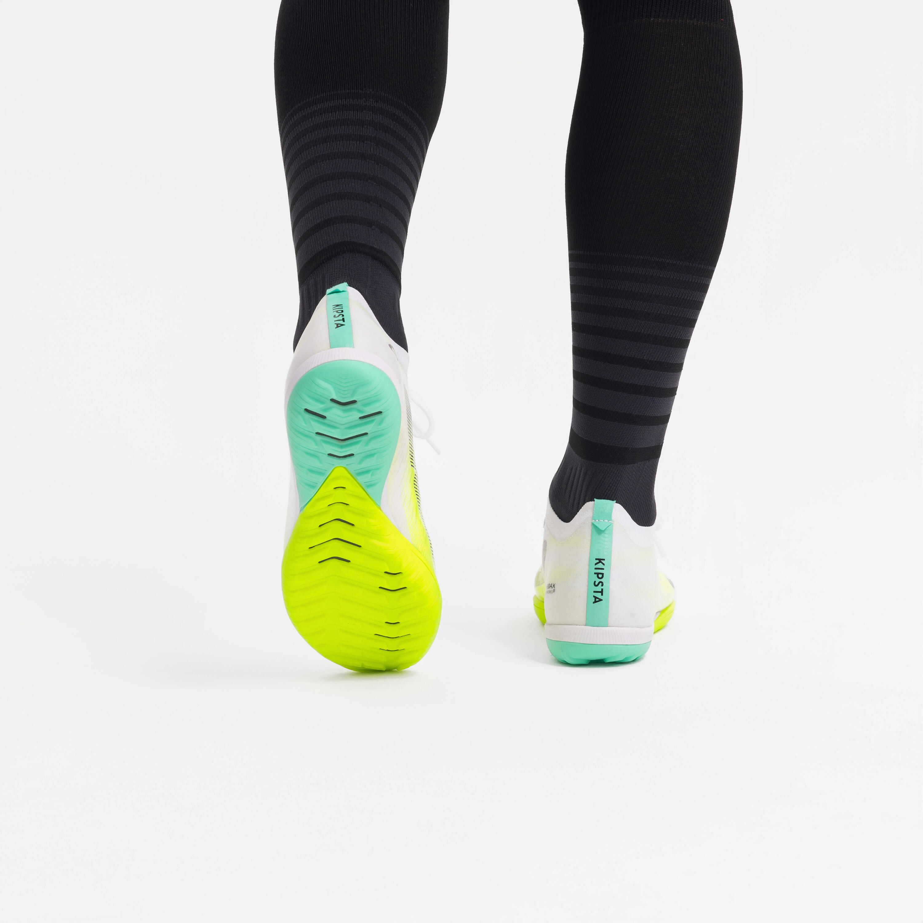 Tenis de futbol blanco con amarillo CLR TF Low Red Storm 8/14