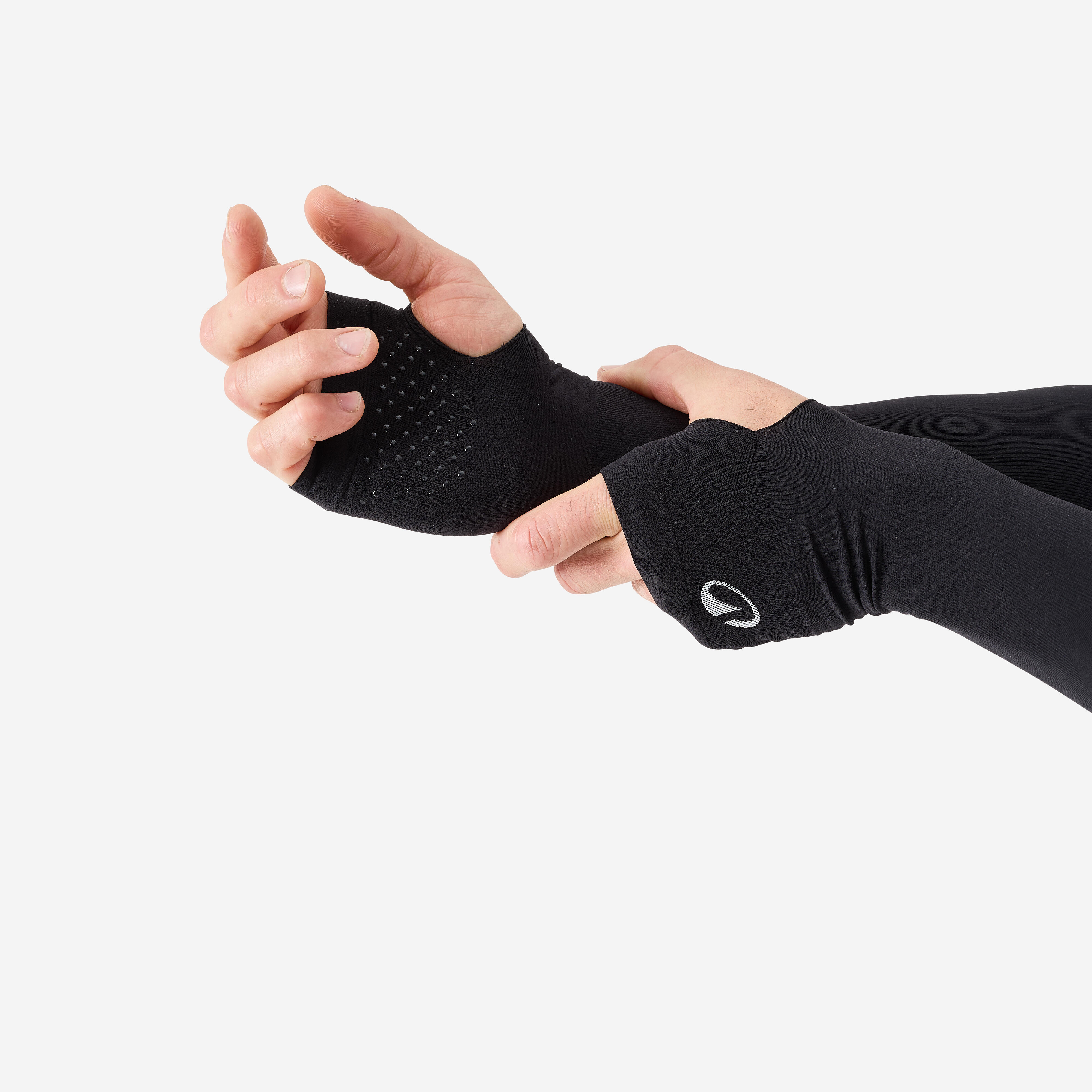 Anti-UV fishing sleeves 100 black