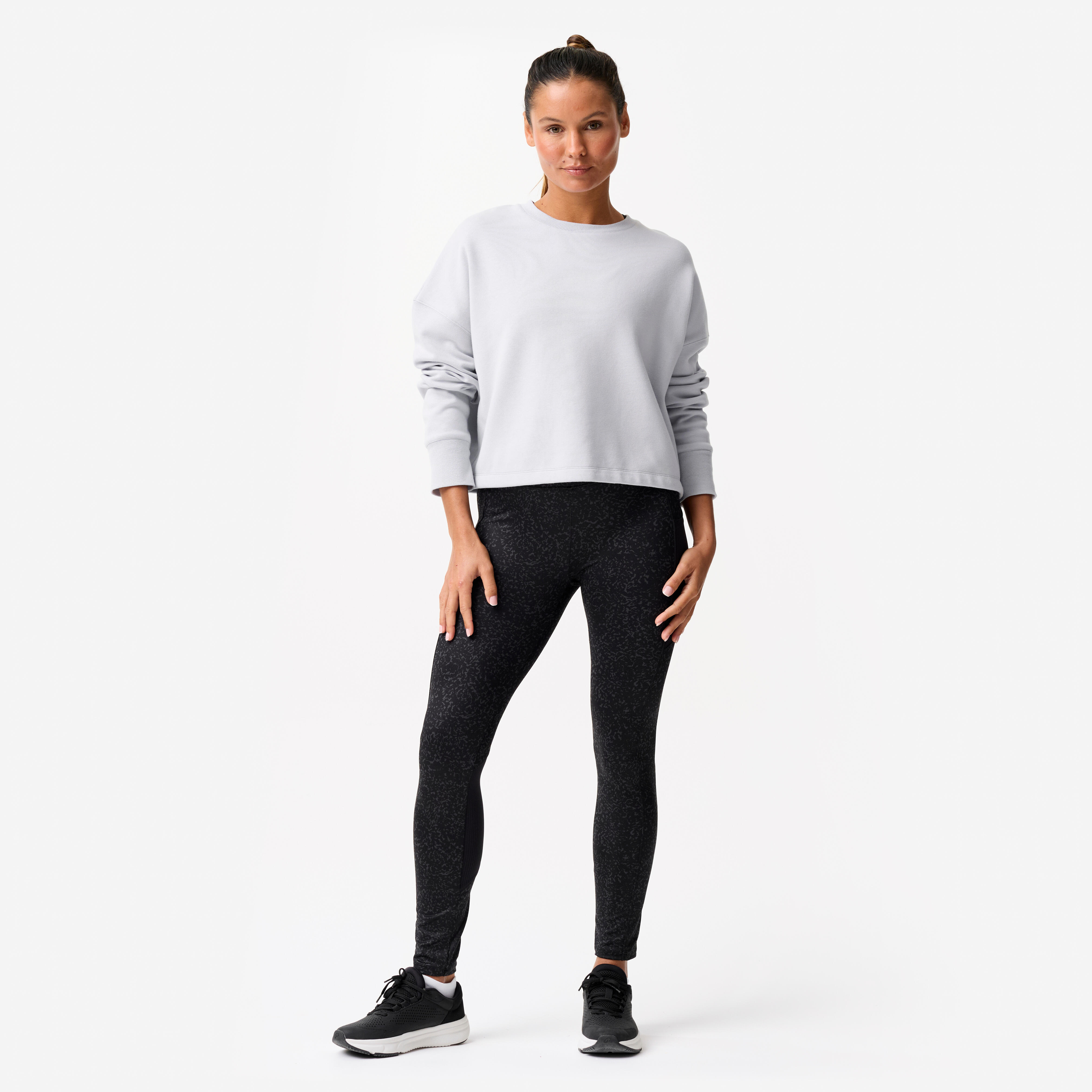 DOMYOS Dámska fitness crop mikina pohodlná a strečová svetlomodrá XL · záber 3