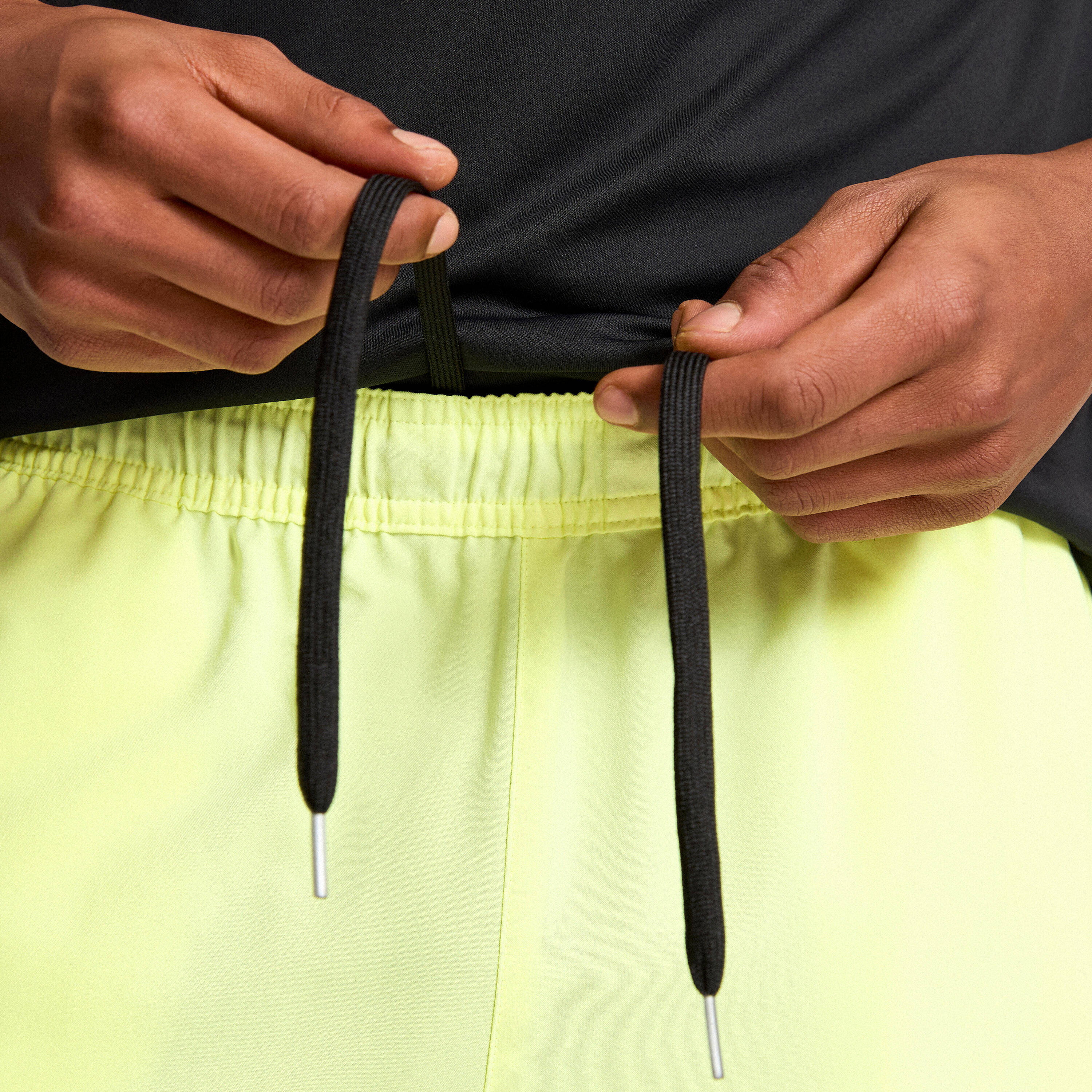 Men's Breathable Fitness Shorts with Zip-Up Pockets - Neon Yellow -  4