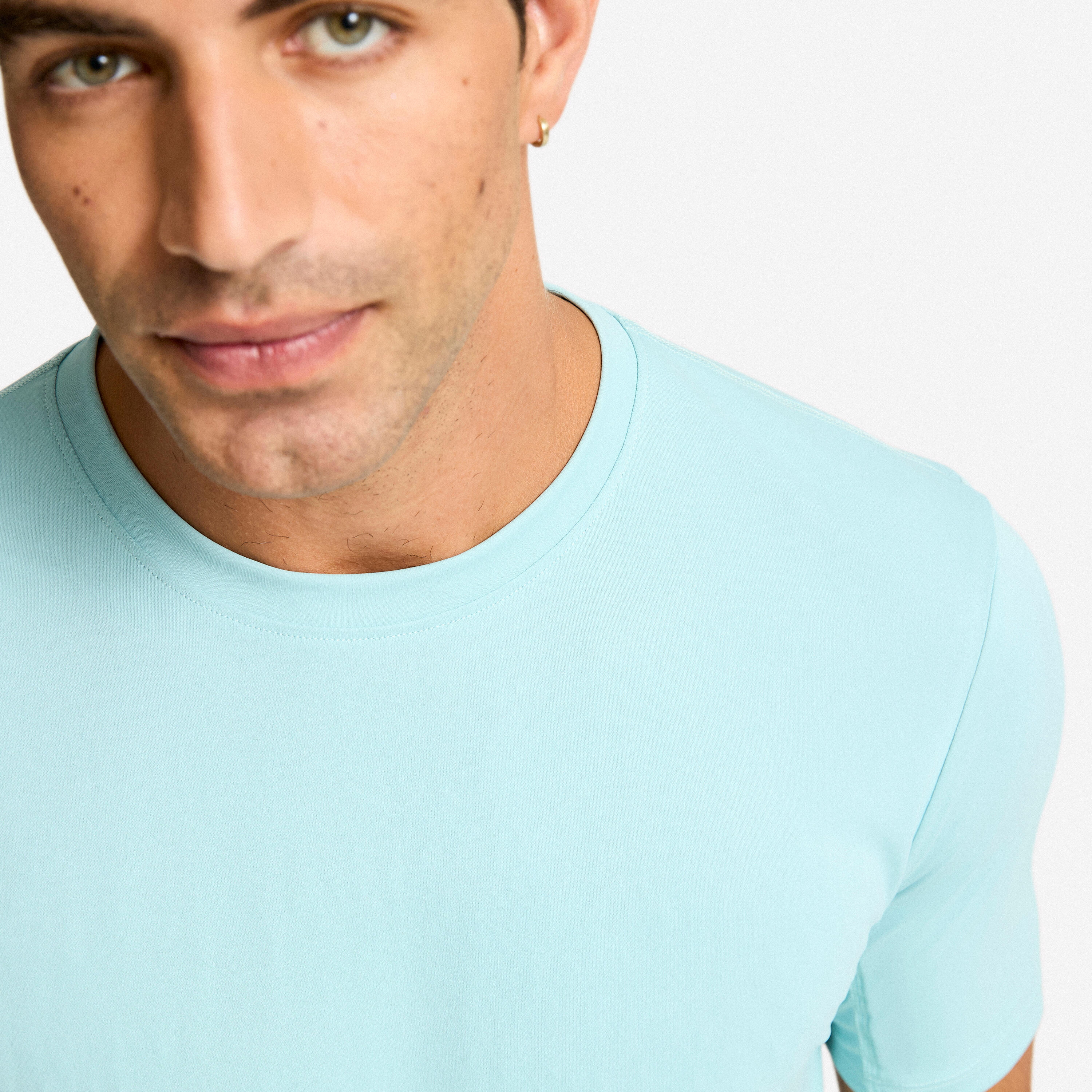 T-shirt d’entraînement respirant à col rond homme 4/5