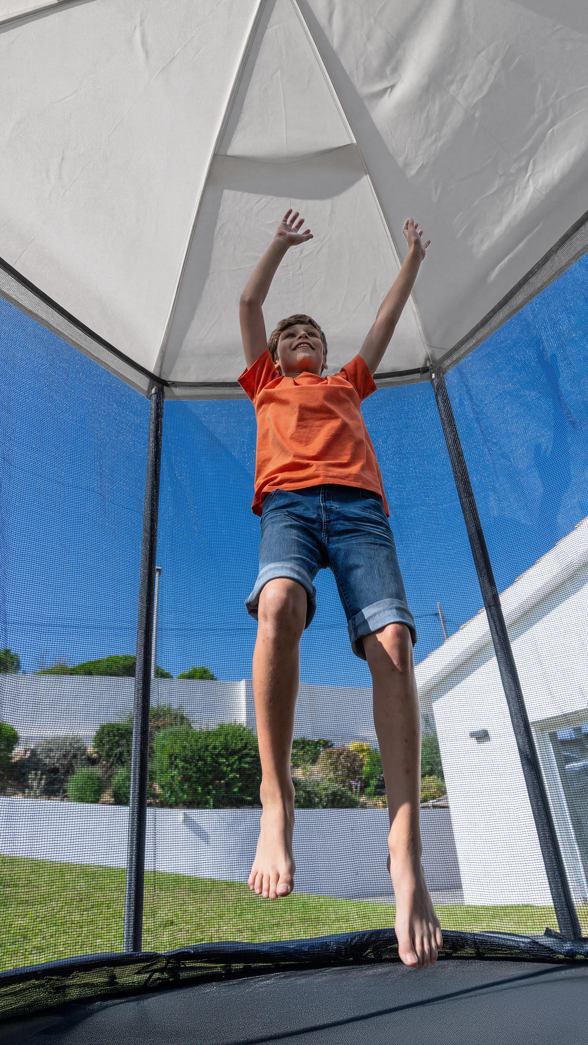 Schutzkuppel für Trampolin 240 9/18