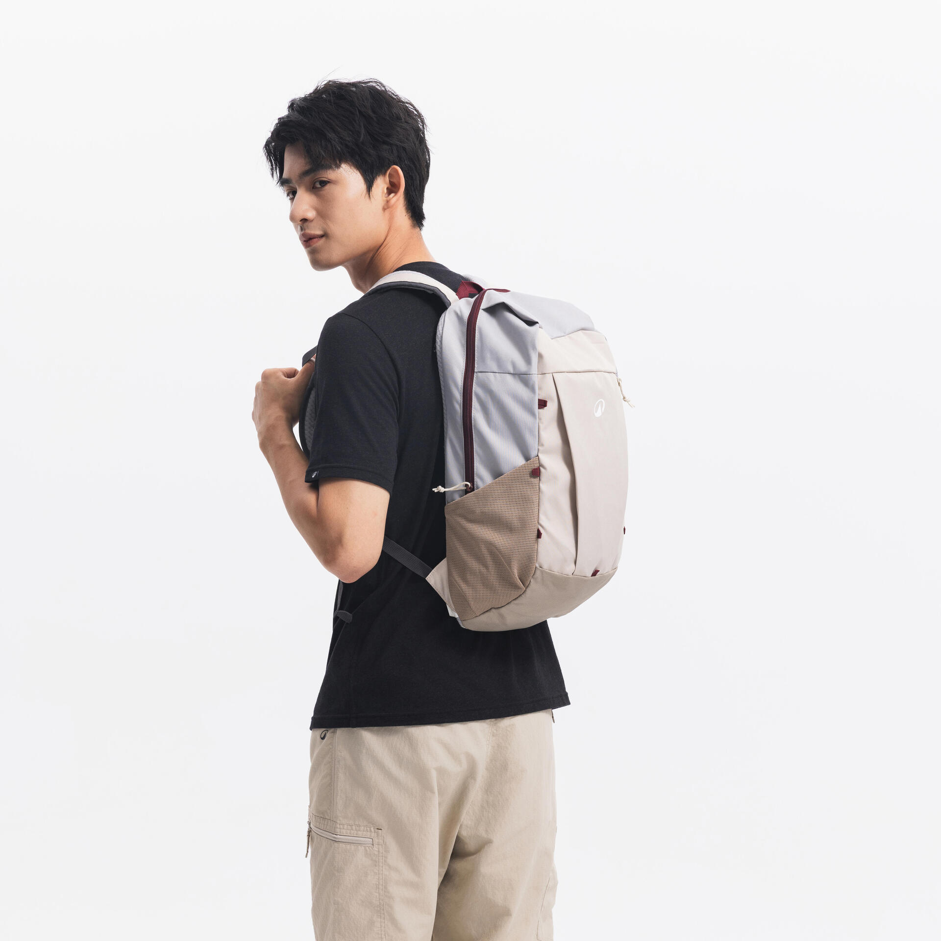 バックパックNH Arpenaz 100 20L ベージュ
