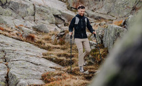 Куртка чоловіча MH500 для туризму чорна