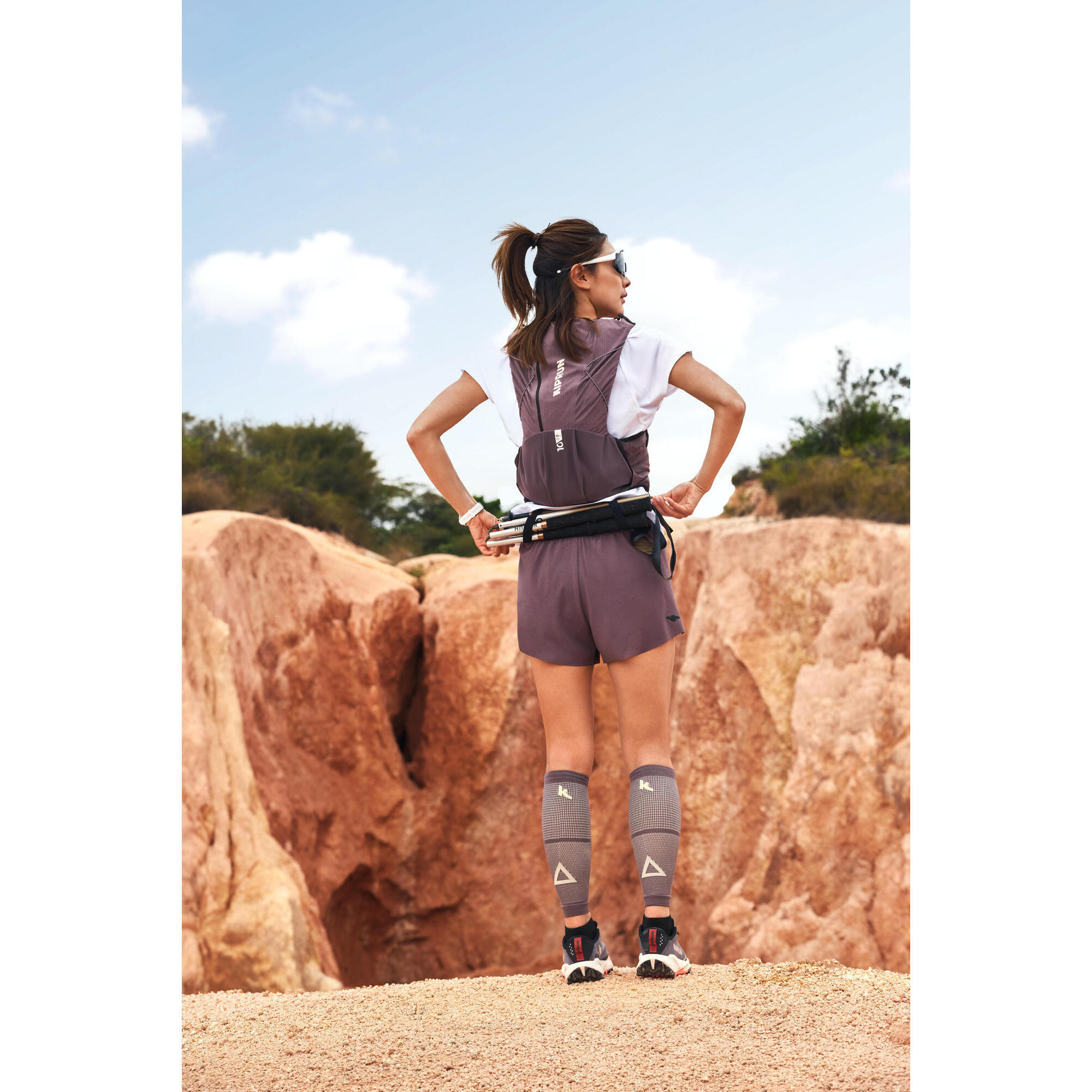 KIPRUN ランニング用ベスト 15L ブラック トレイルランニング ザック・ベスト | Decathlon