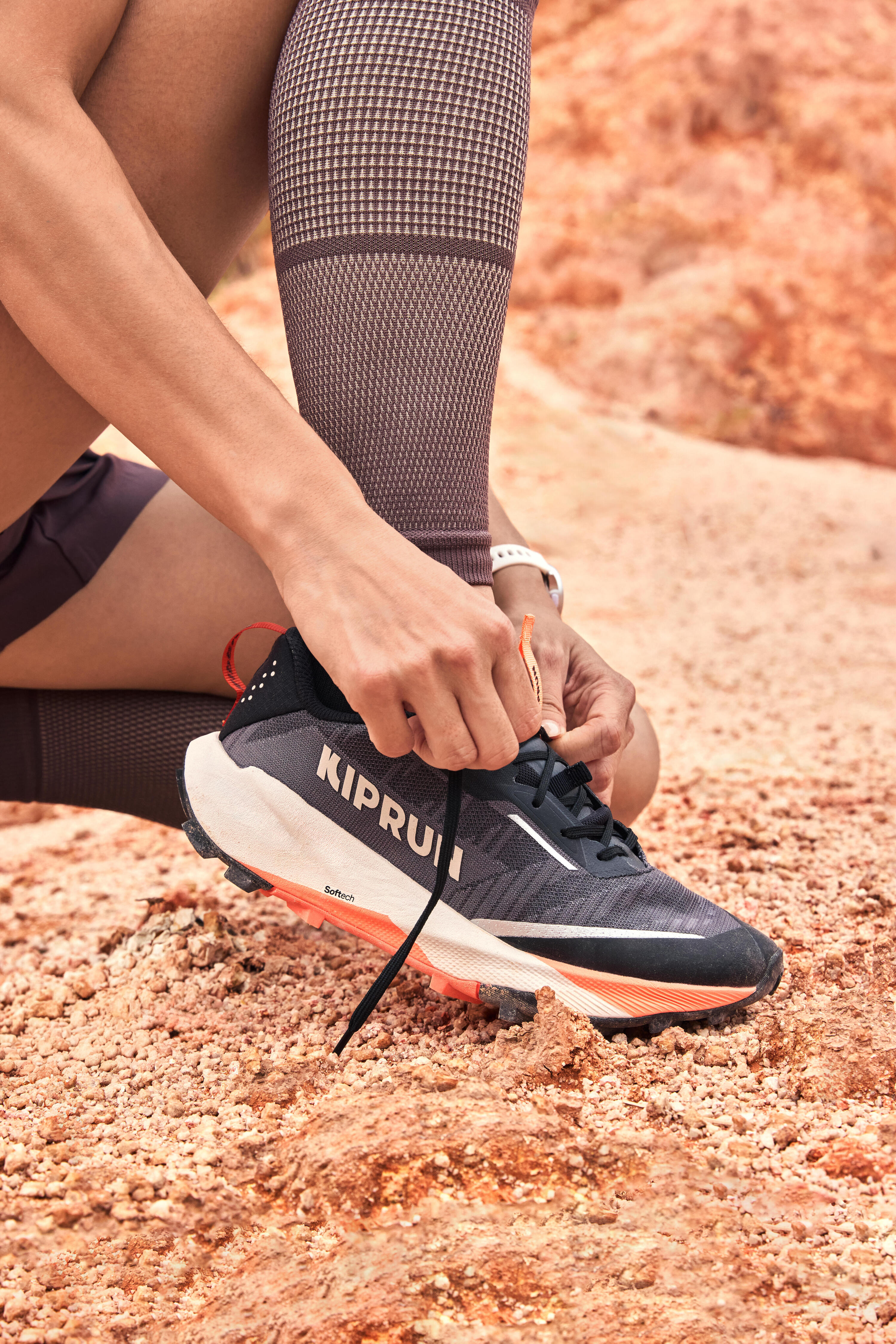 Trailschoenen voor dames Kipsummit koraal/grijs 10/10