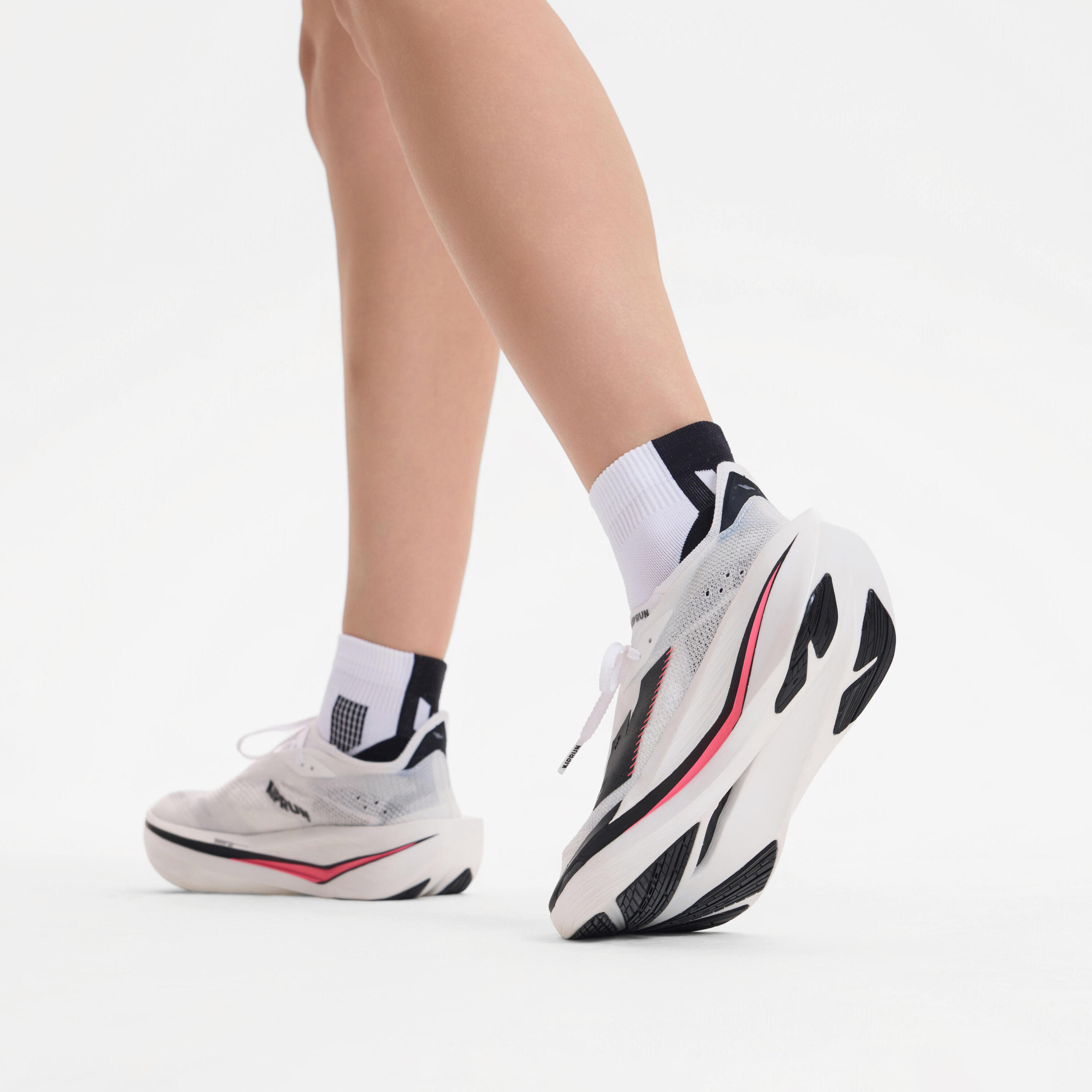 Zapatillas running placa carbono Kiprun Kipstorm Elite Mujer - blanco rosa 10/12