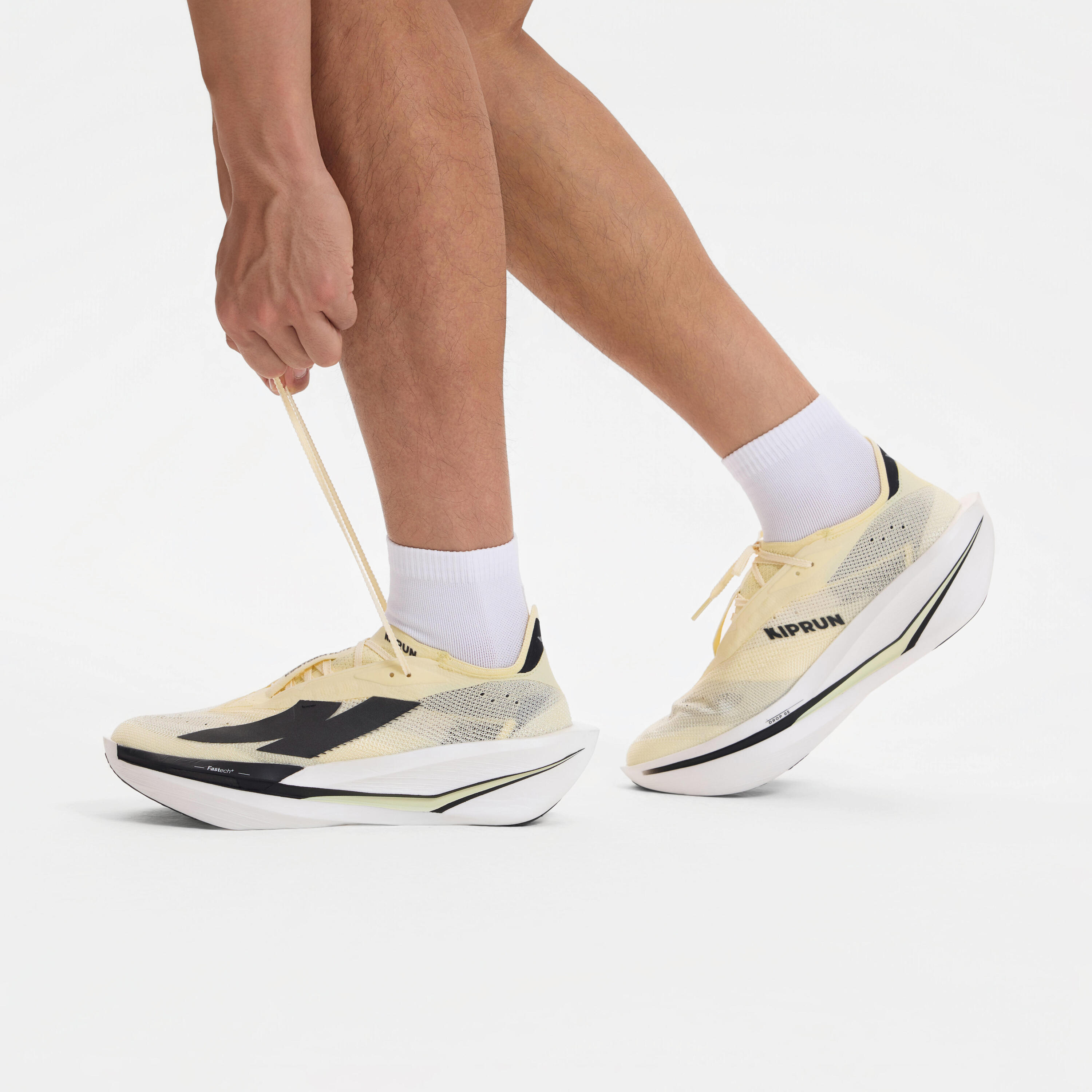 Zapatillas running placa carbono hombre, Kiprun Kipstorm Elite amarillo claro 9/15