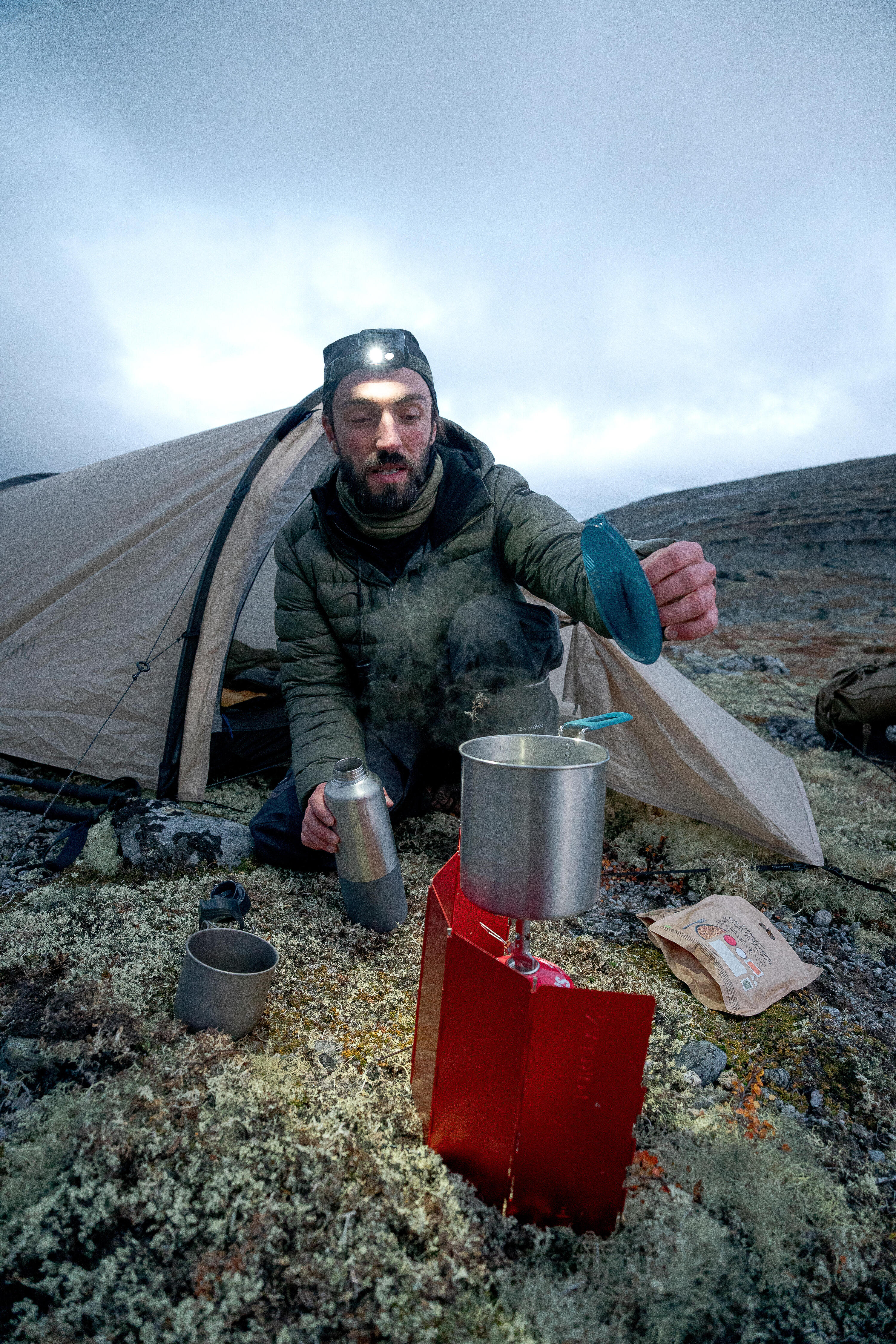 Tenda tunnel trekking MT900 | 2 posti 18/23