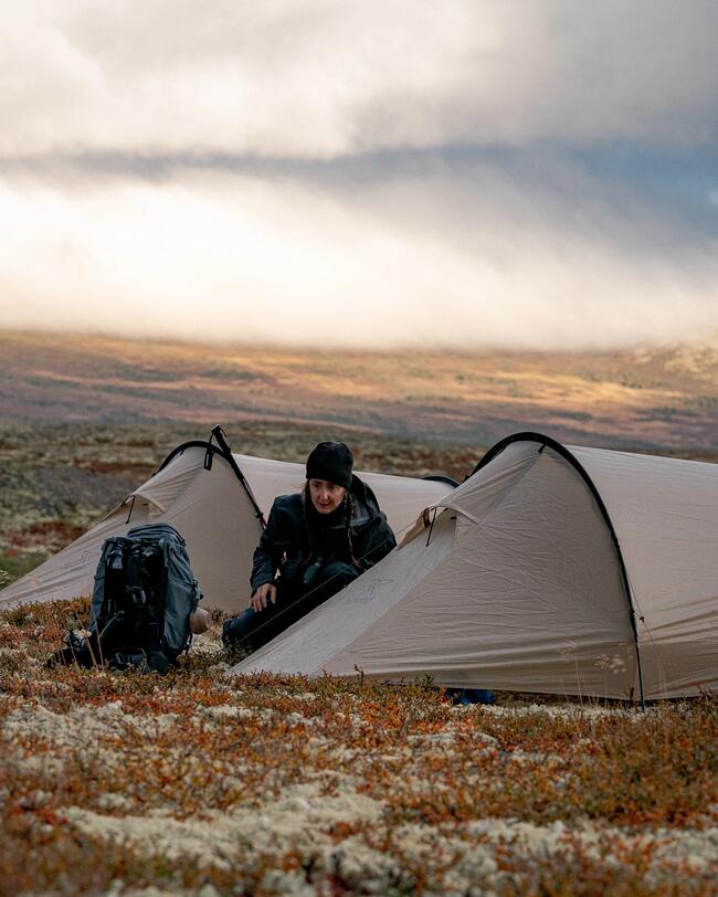 Tunnel tent