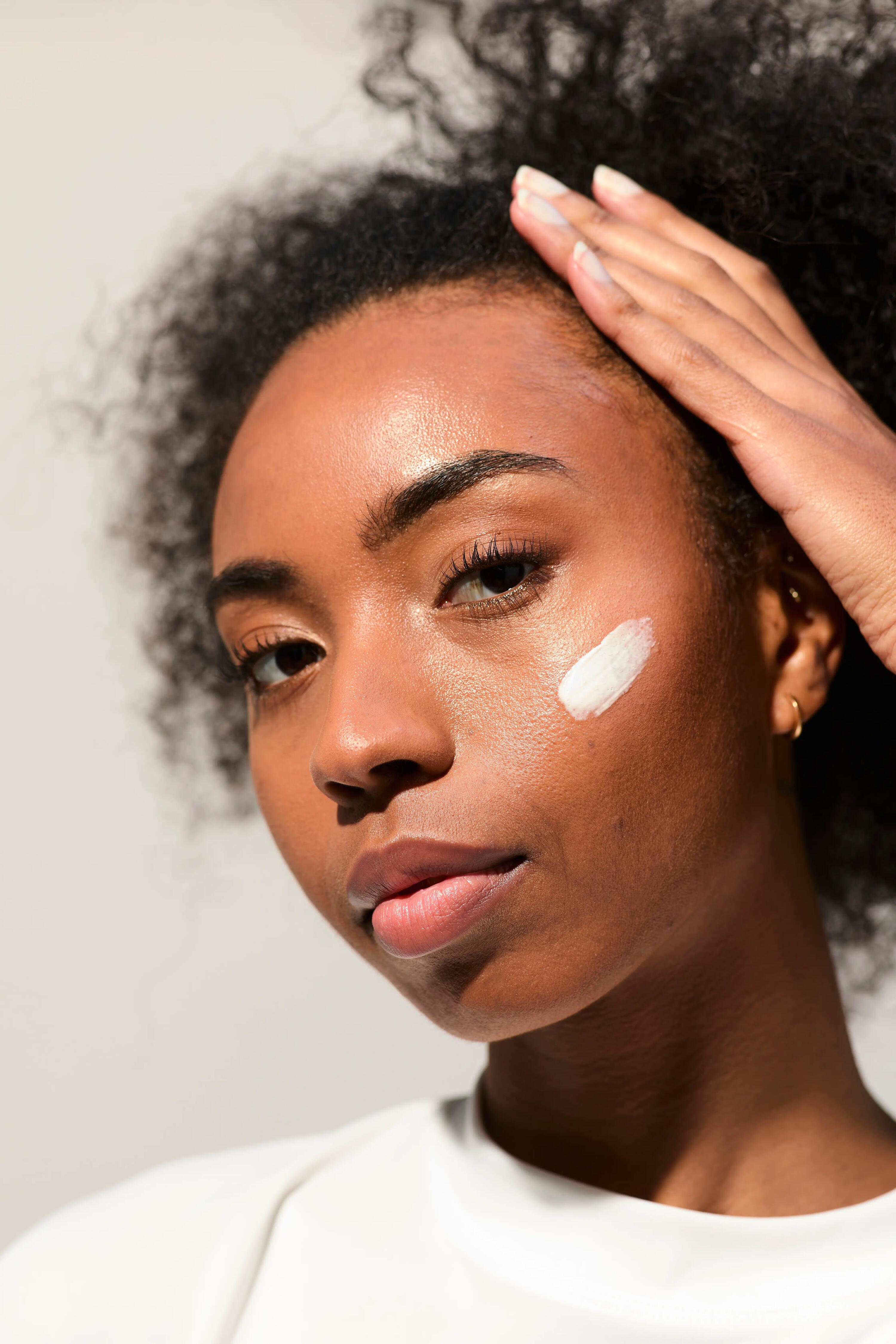 Comment choisir une crème solaire pour le visage ?