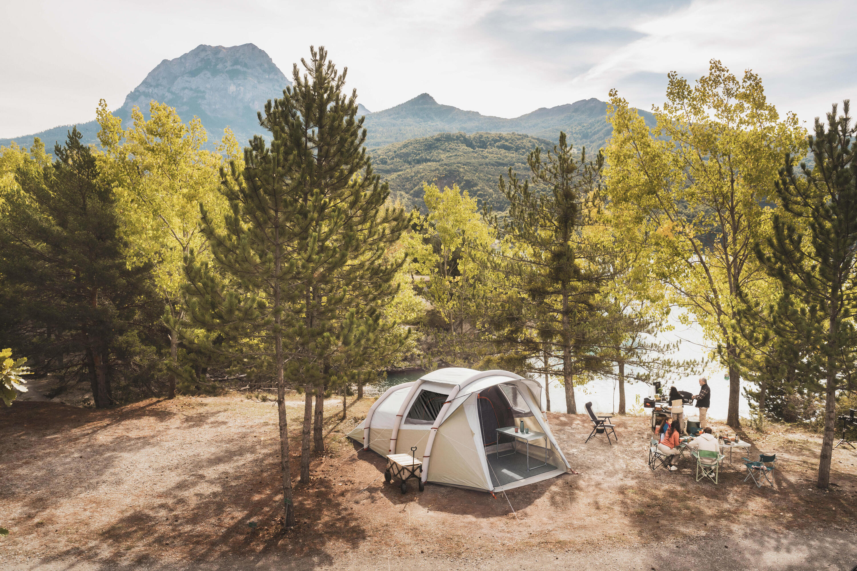Opblaasbare tent 4 personen, Air Seconds 4.1 met Fresh & Black, 1 slaapruimte 55/60