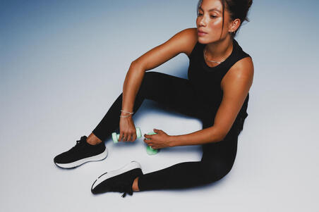 Майка спортивна жіноча чорна