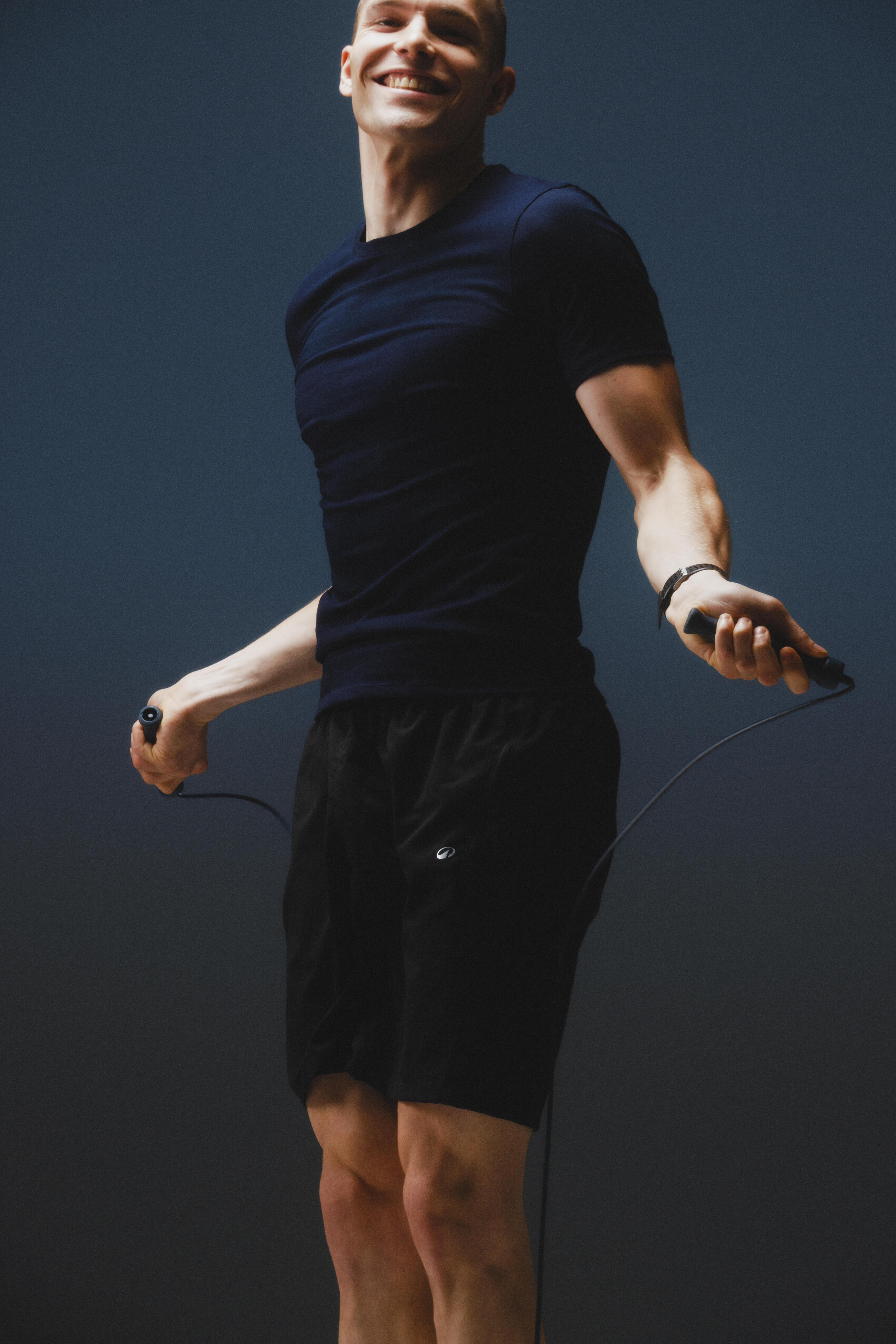 Short de sport respirant avec poches zippées homme 8/9