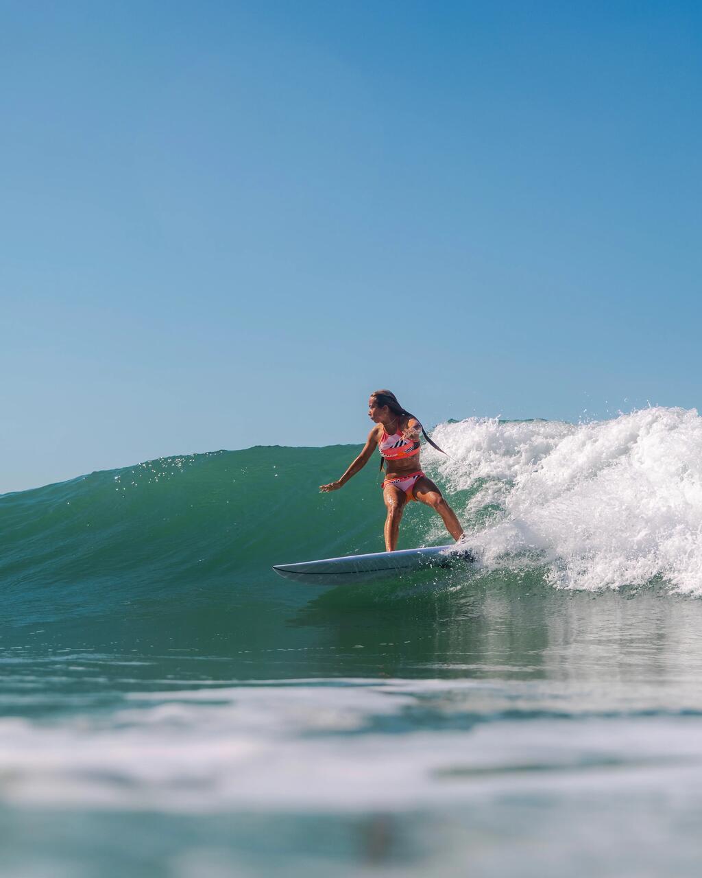 Surfing 