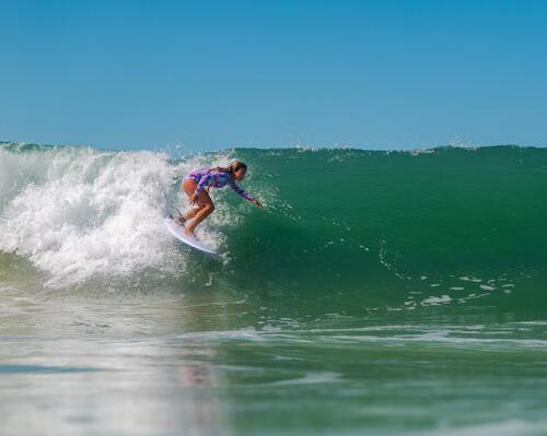 Origen y beneficios del surf