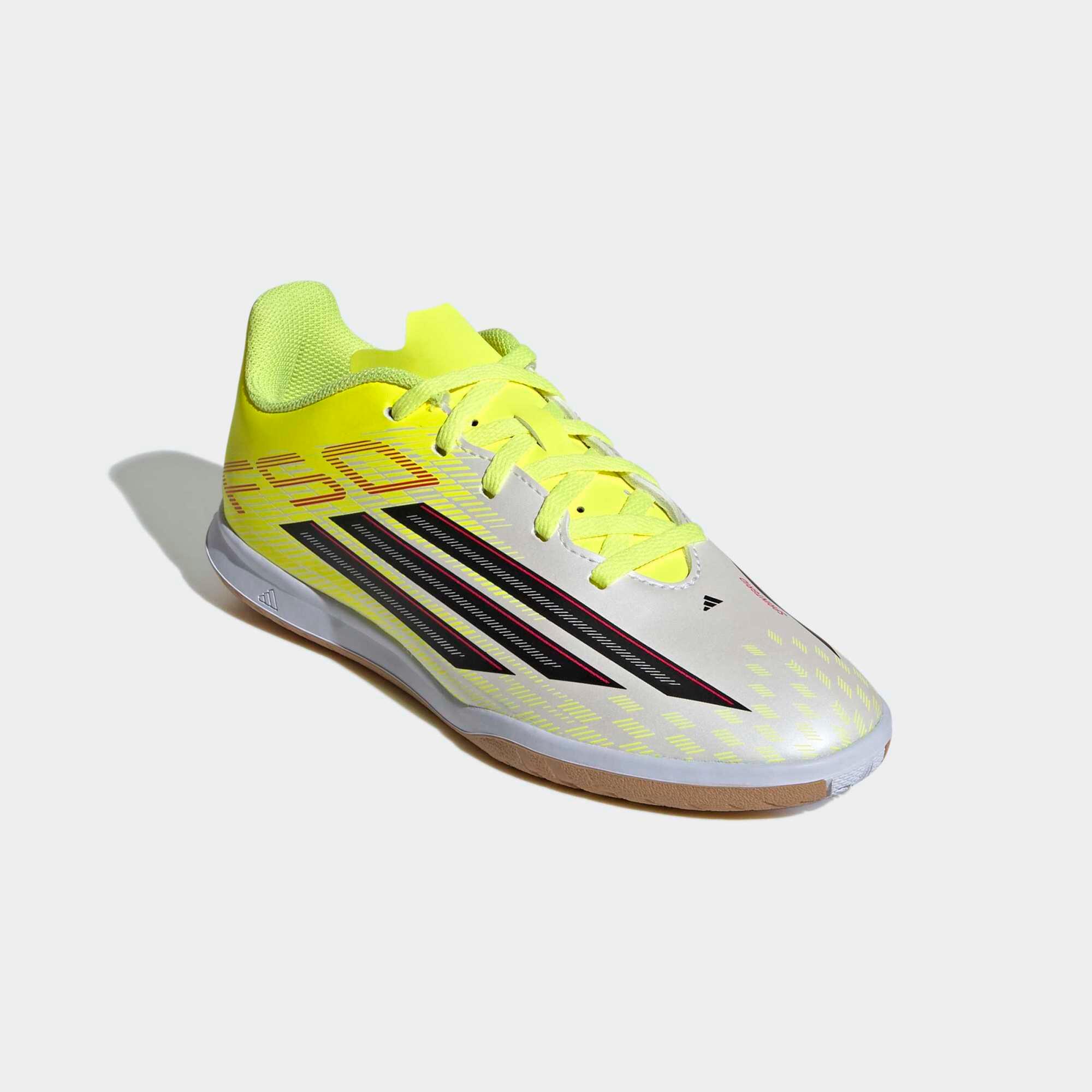 F50 Club Futsal Kinder Fussballschuh Weiss 5/8