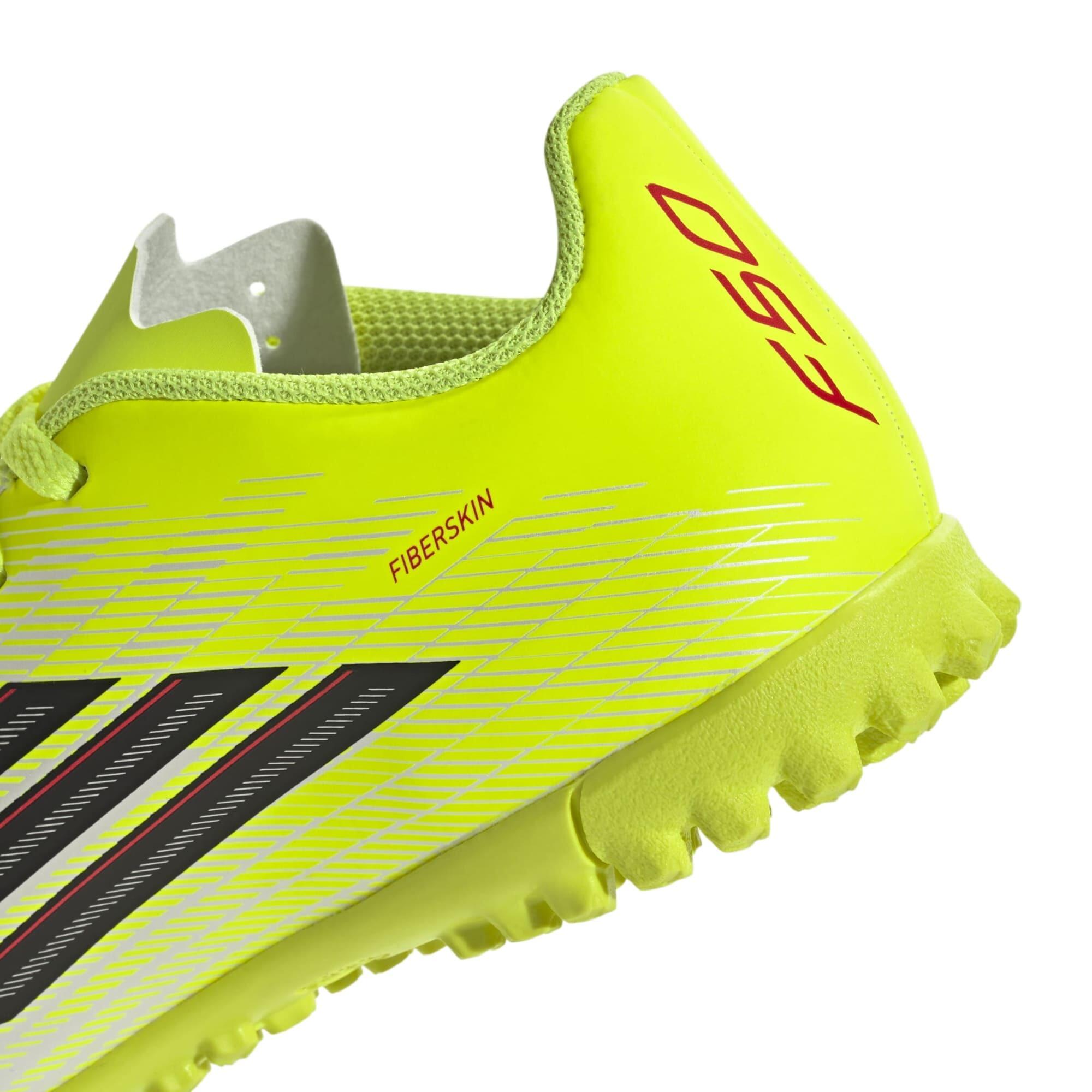 Scarpe calcio bambino F50 CLUB TURF bianco-giallo 25/40