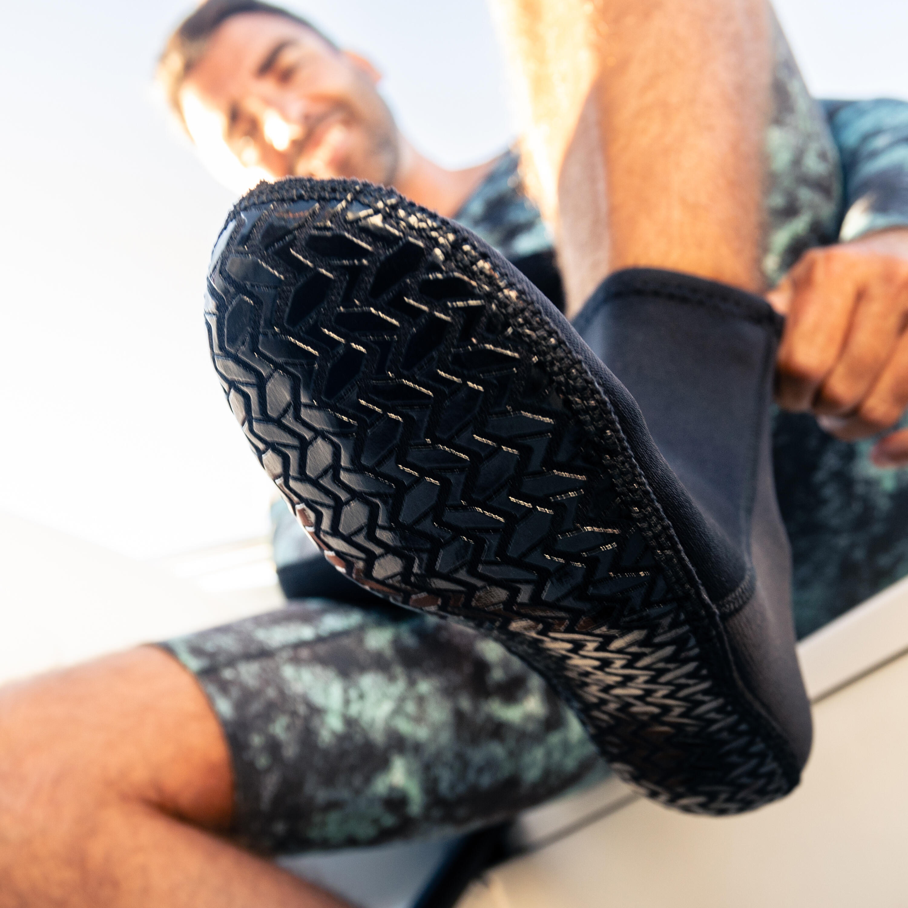 Botins de mergulho em neoprene 2mm - SCD preto 3/8