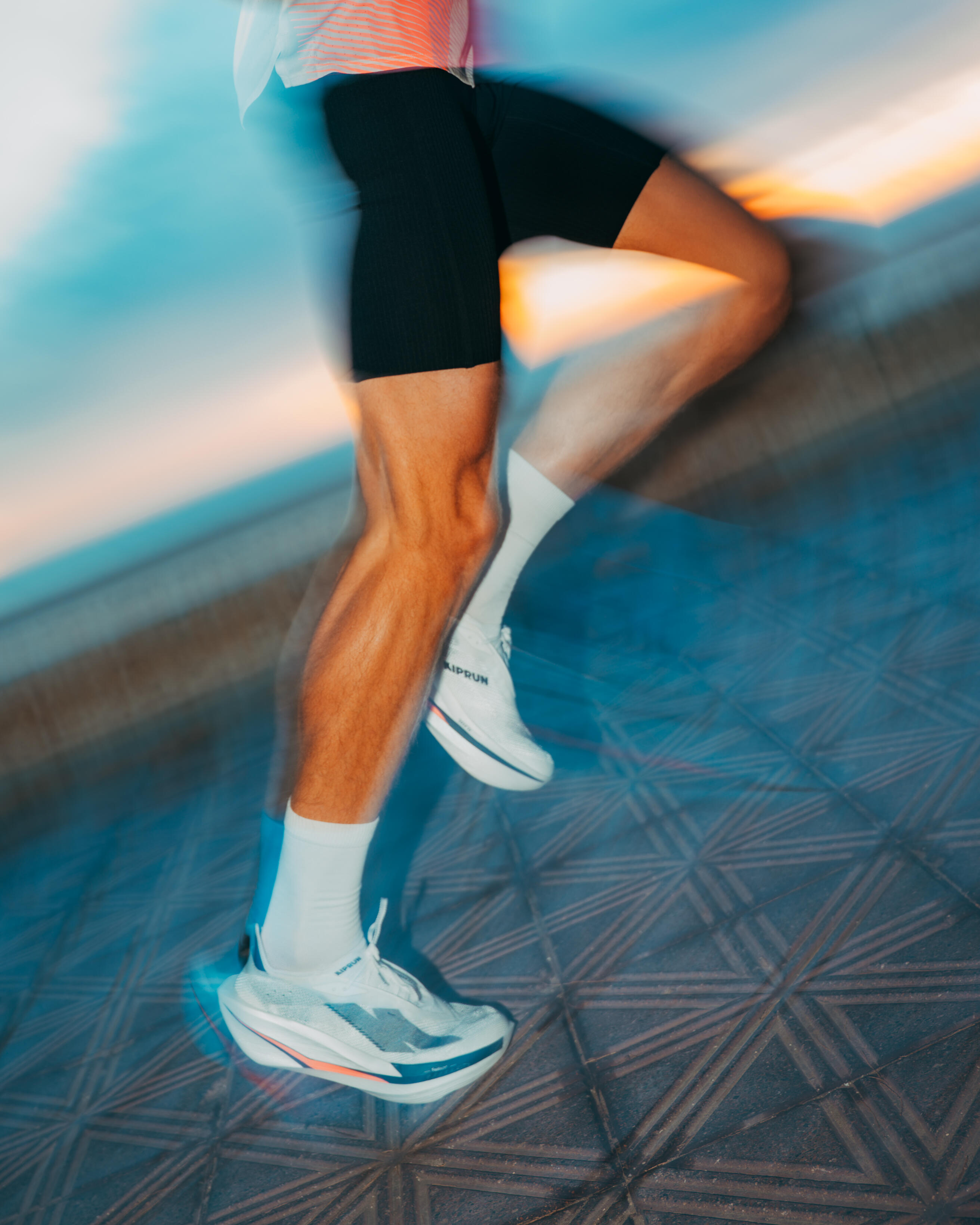 Scarpe running uomo KIPSTORM ELITE con piastra in carbonio bianco-rosa 12/14