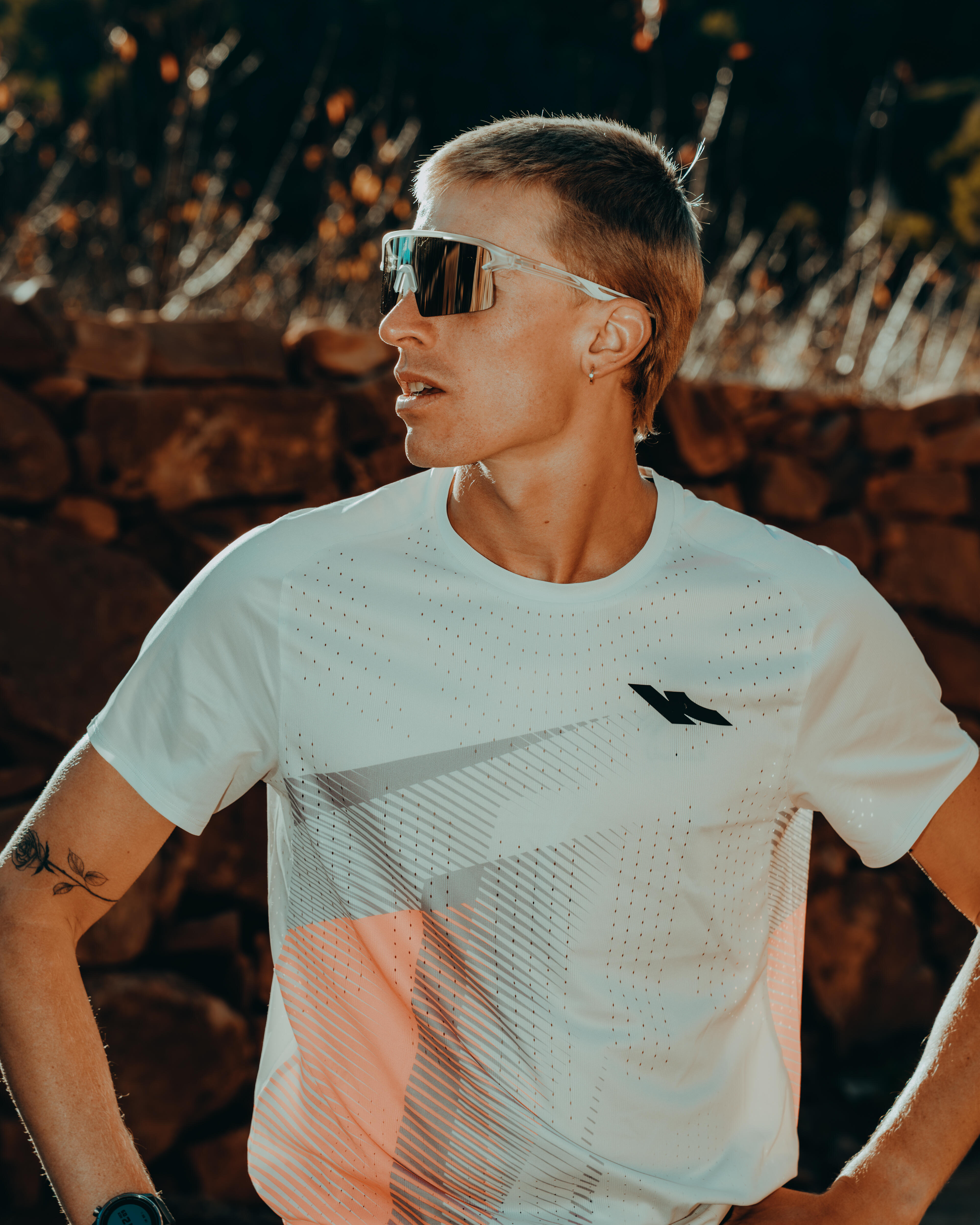 T-shirt de running Homme, Kiprun PROTEAM beige rose