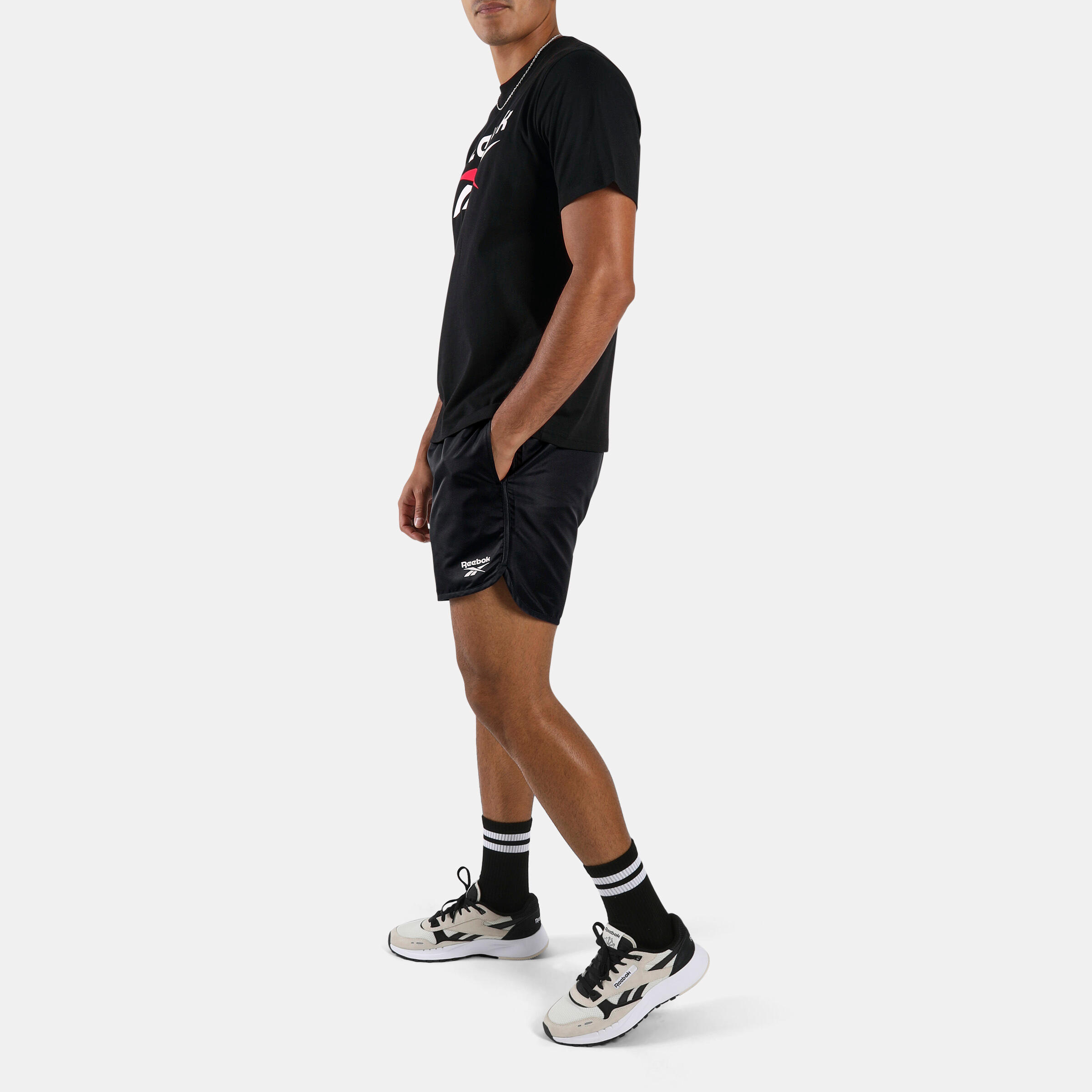 T-shirt nera Reebok uomo palestra regular fit cotone con logo 3/4