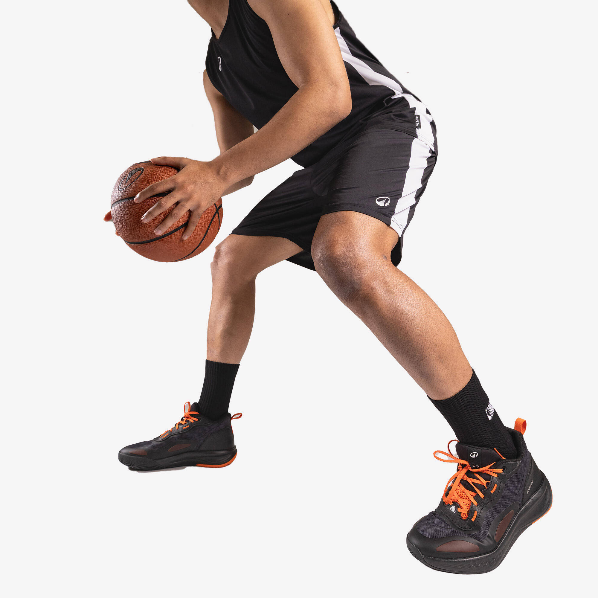 Adult Basketball Shoe Xover 100 Mid Cut Orange Black -  3