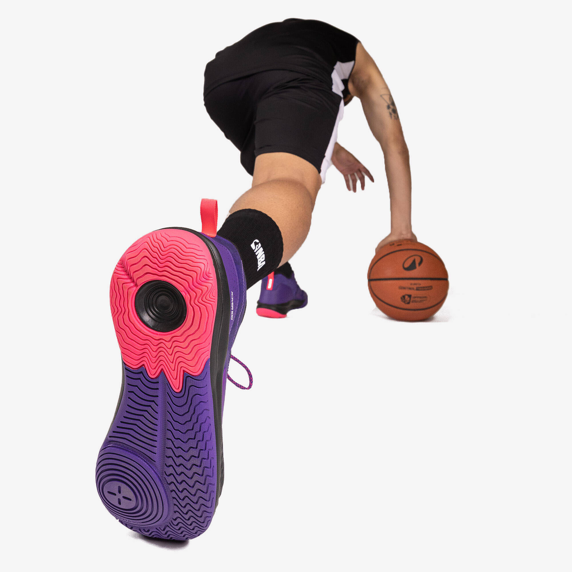 Adult Basketball Shoe Xover 100 Mid Cut Purple Pink -  4