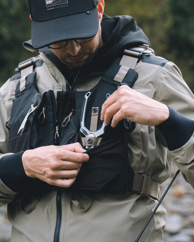 Gilet sécurise vos accessoires grâce aux aimants intégrés 