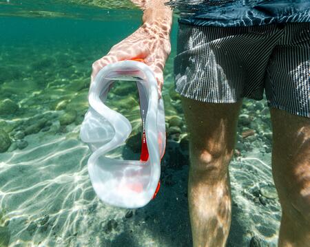 Comment utiliser un masque de plongée avec traitement anti buée