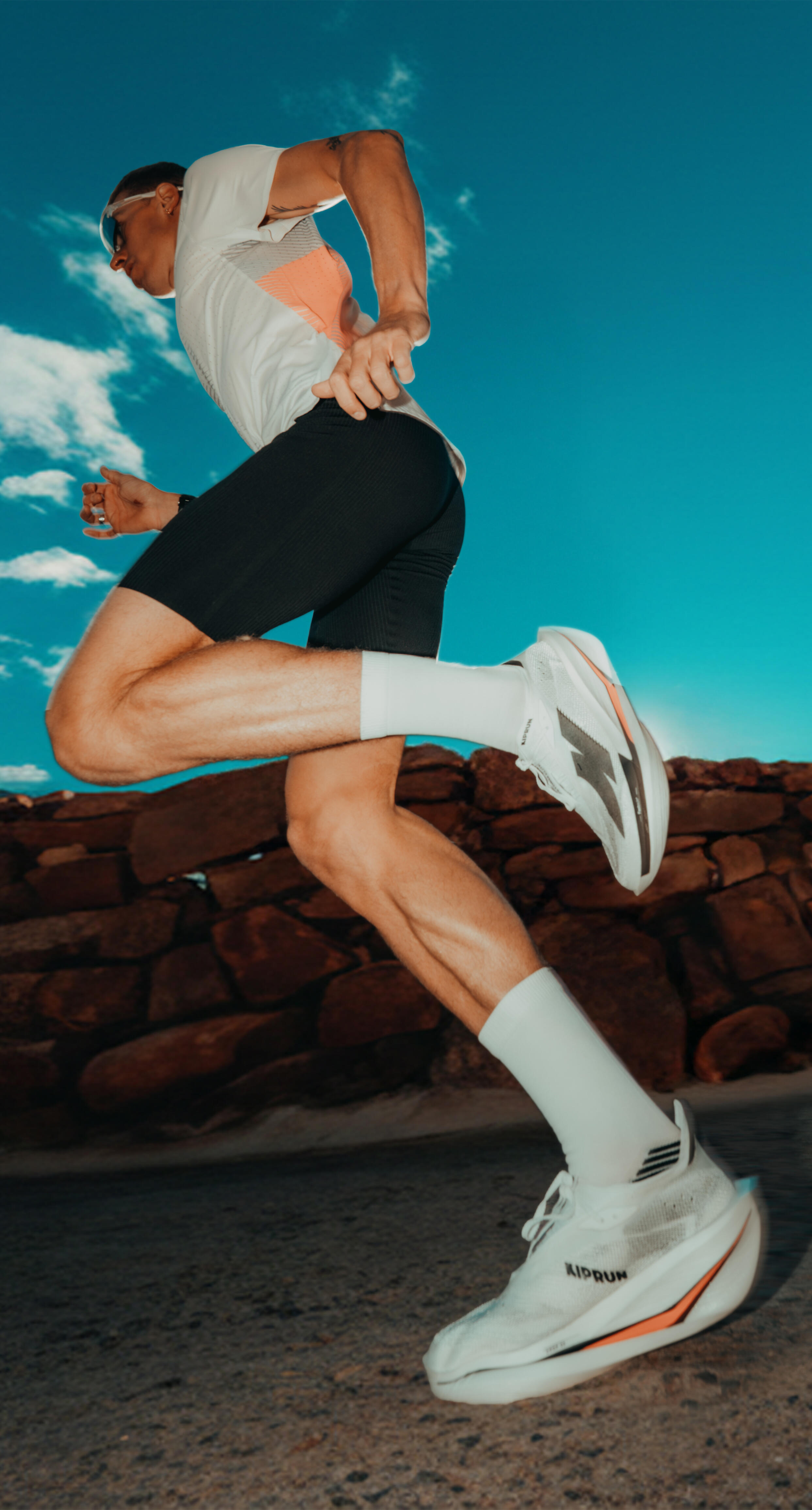 Scarpe running uomo KIPSTORM ELITE con piastra in carbonio bianco-rosa 9/14