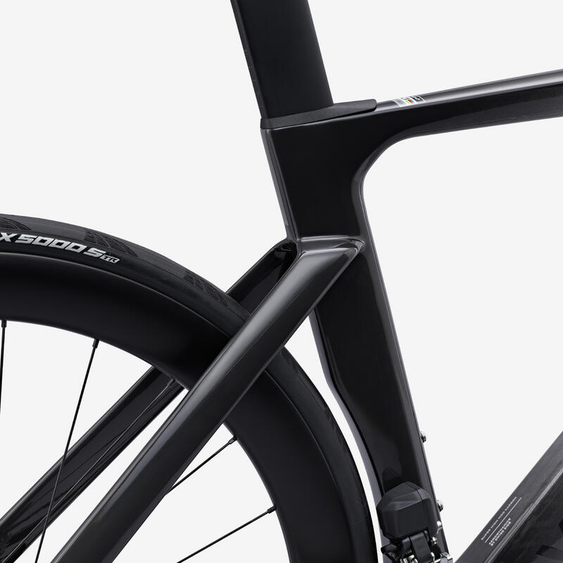 Silniční kolo RCR-F2 Pro Shimano 105 Di2 2×12 se snímačem výkonu