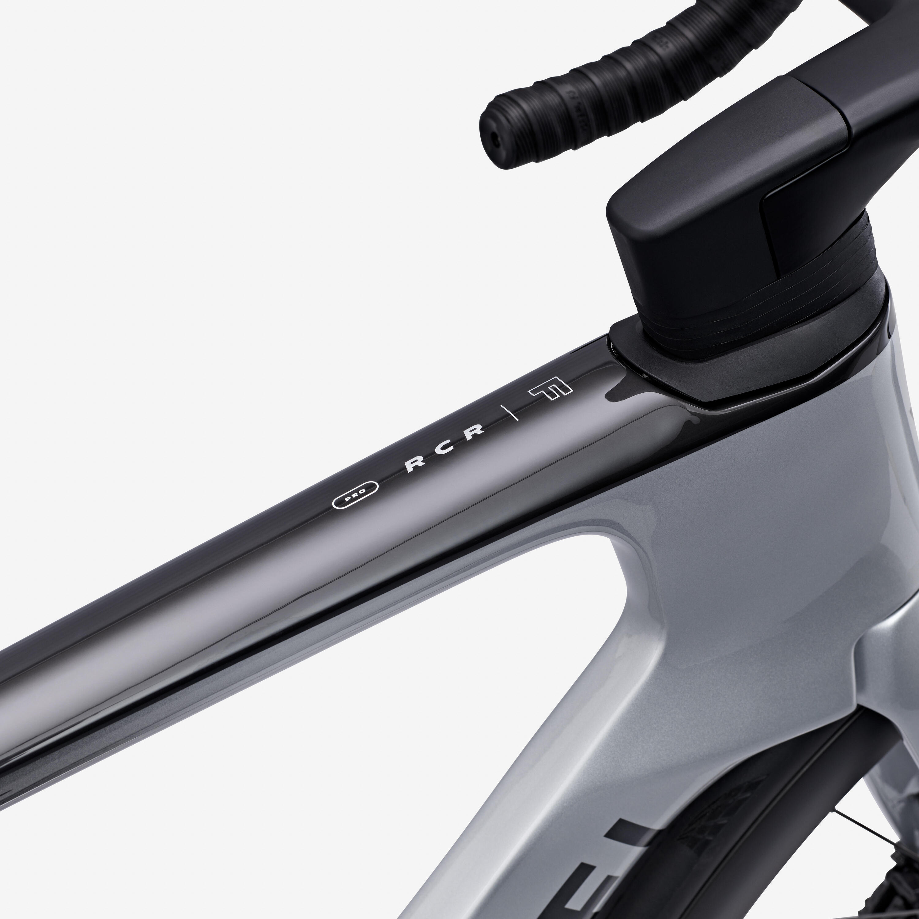 Velo de route Shimano 105 Di2 12V capteur de puissance, RCR-F Pro Gris 10/17